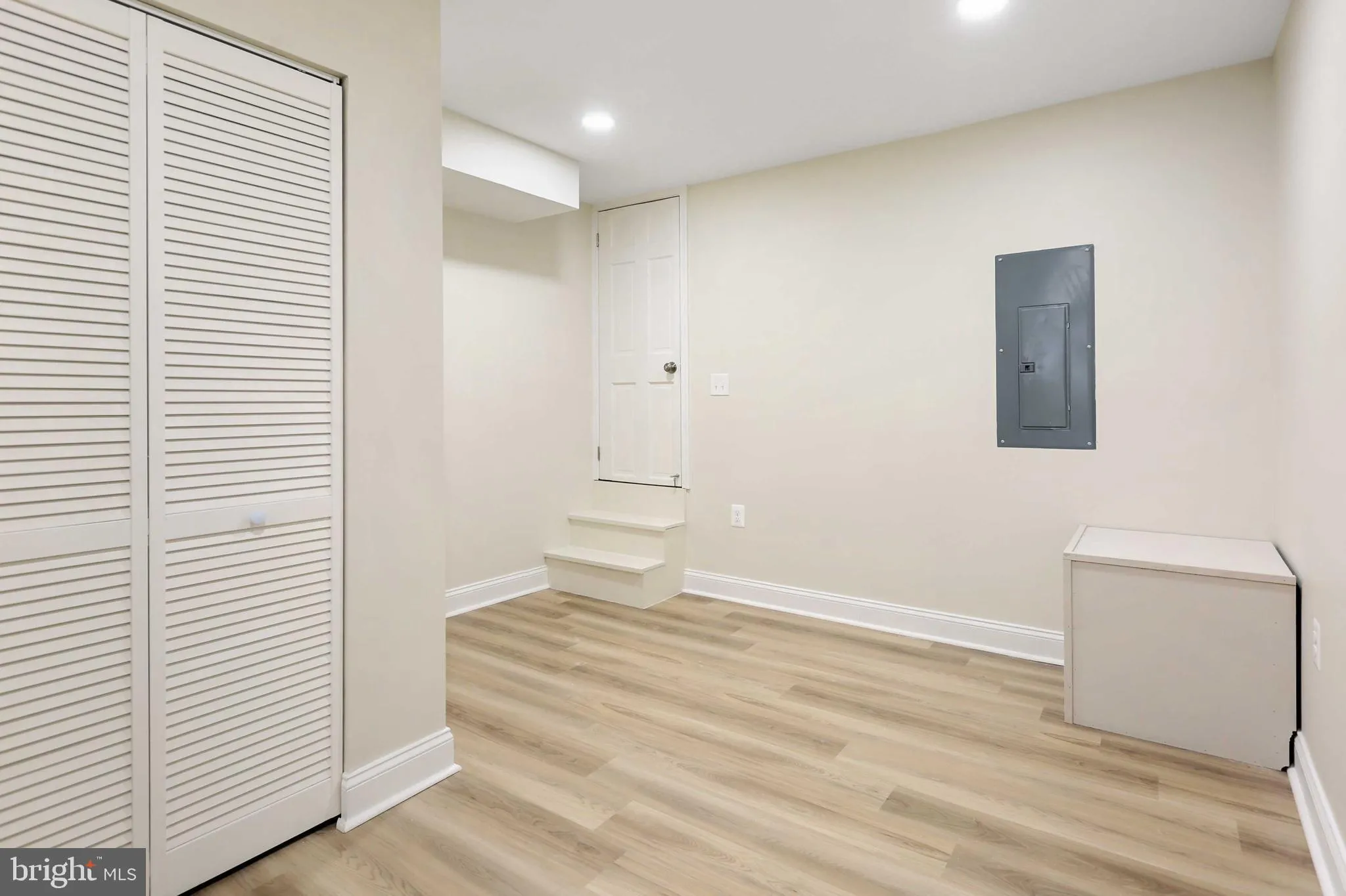 Baltimore, Maryland 21224, United States, 3 Bedrooms Bedrooms, ,3 BathroomsBathrooms,Residential,Active,85773