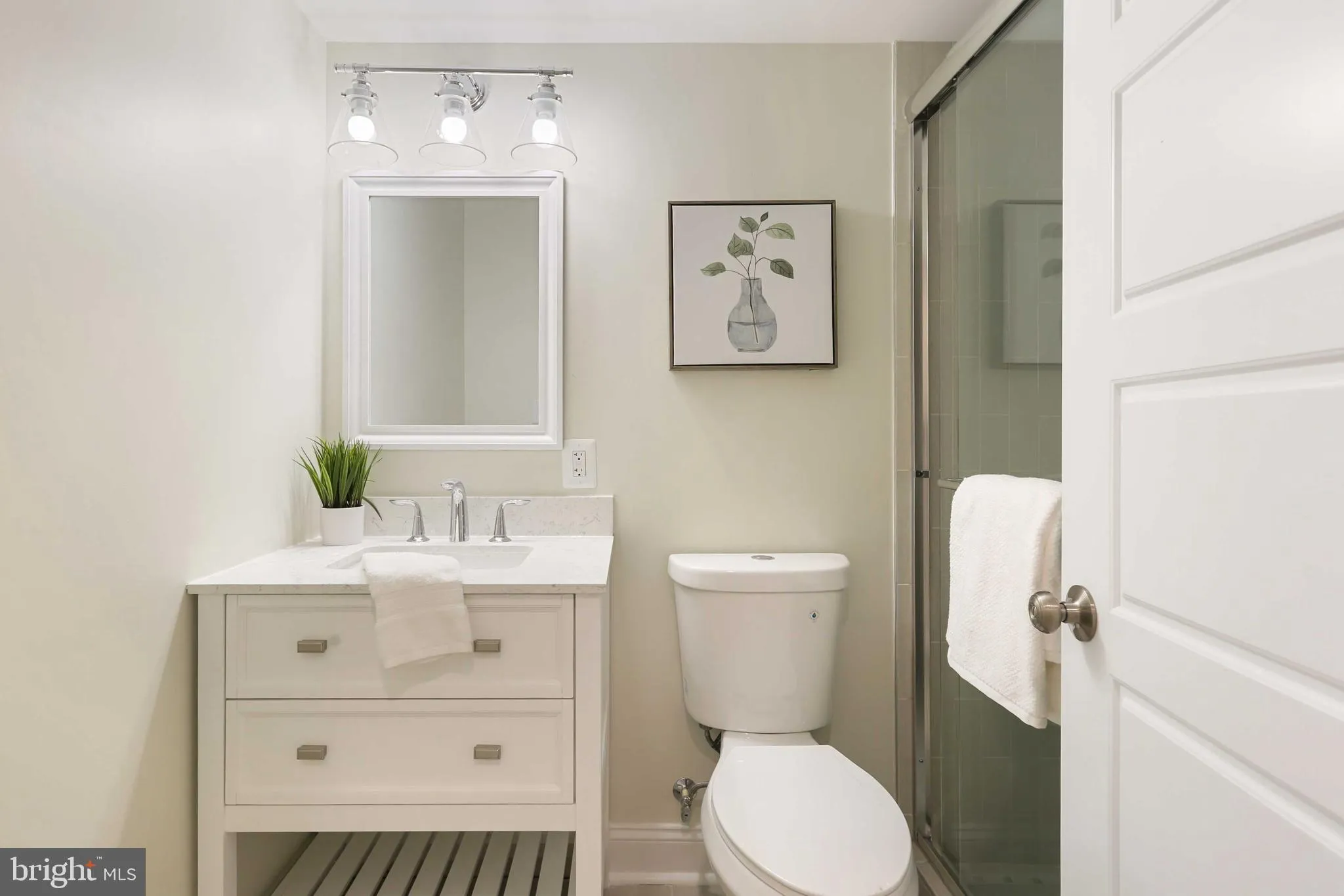 Baltimore, Maryland 21224, United States, 3 Bedrooms Bedrooms, ,3 BathroomsBathrooms,Residential,Active,85773