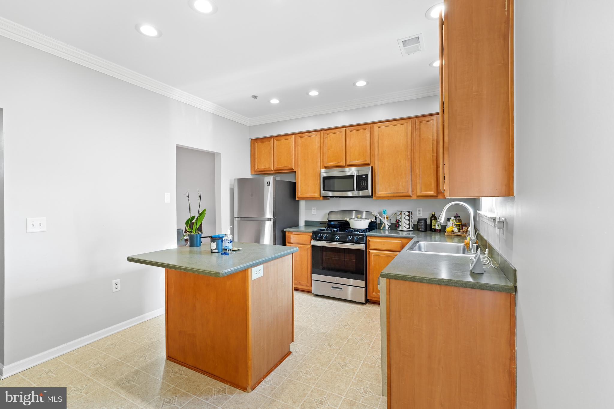 WELLFLEET MEWS - Residential