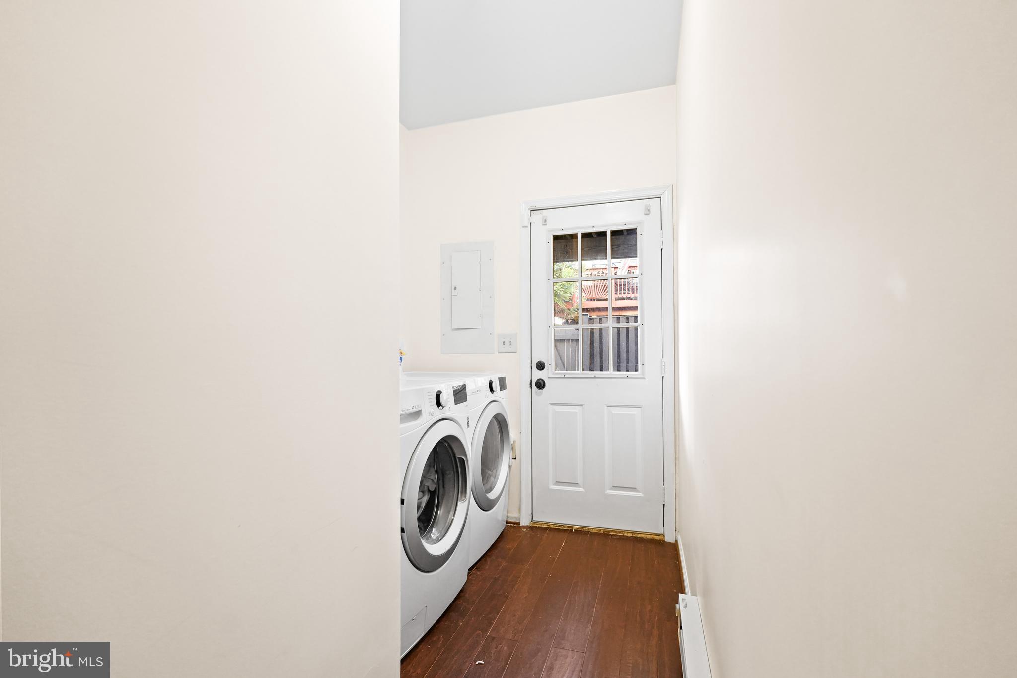 WELLFLEET MEWS - Residential