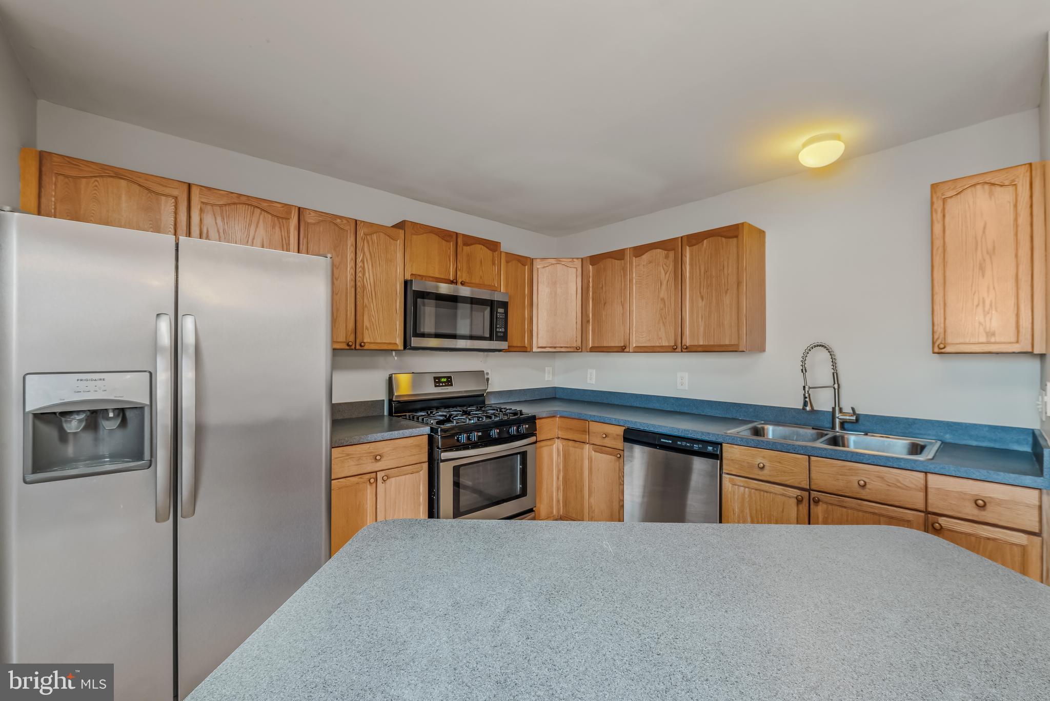 PRENTISS POINT II TOWNHOMES - Residential