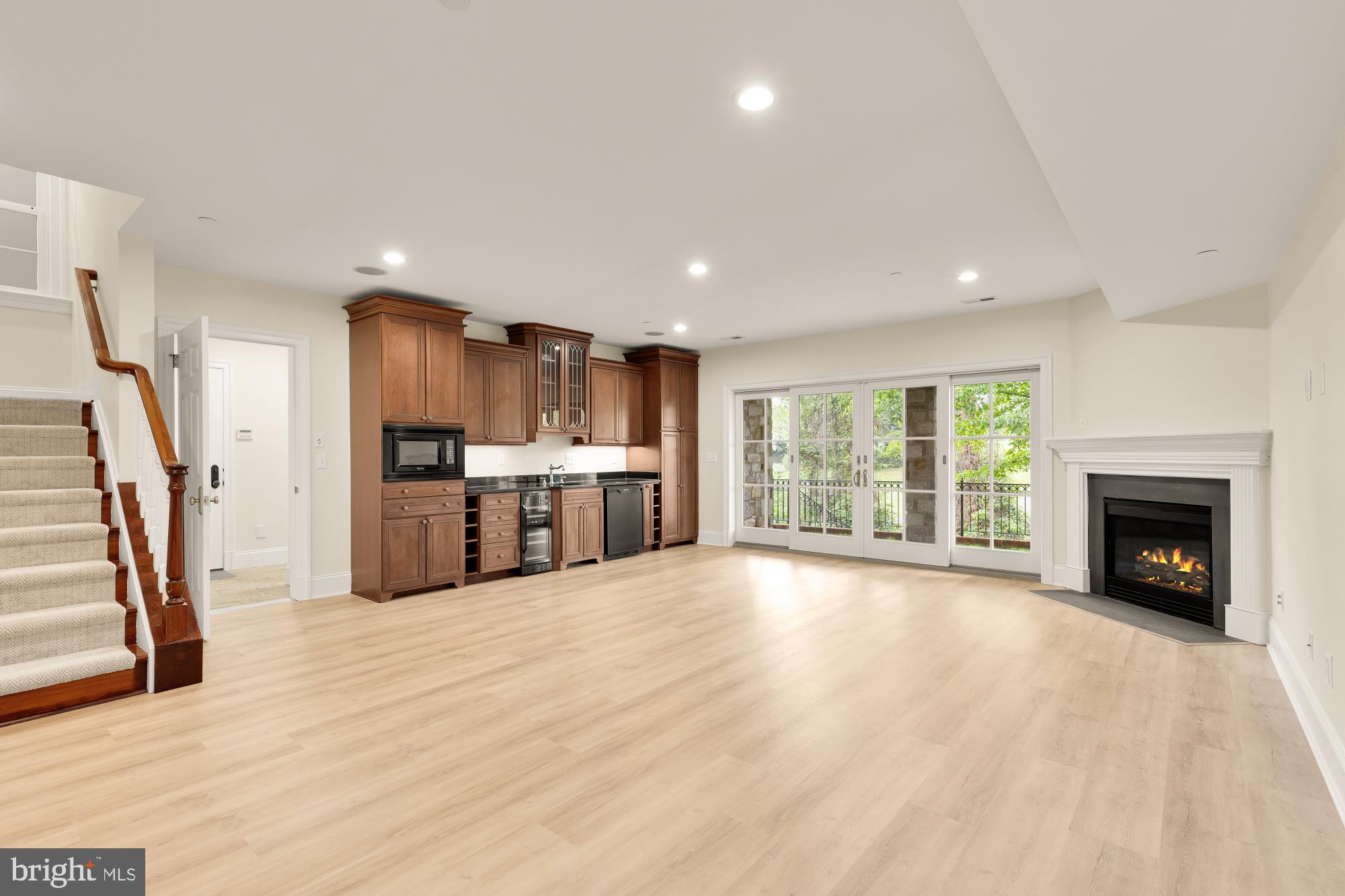 KENWOOD - Residential