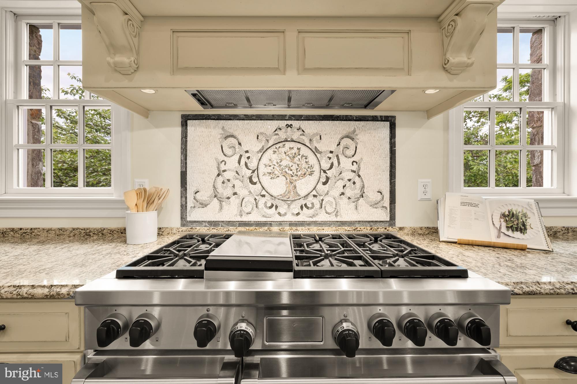 KENWOOD - Residential