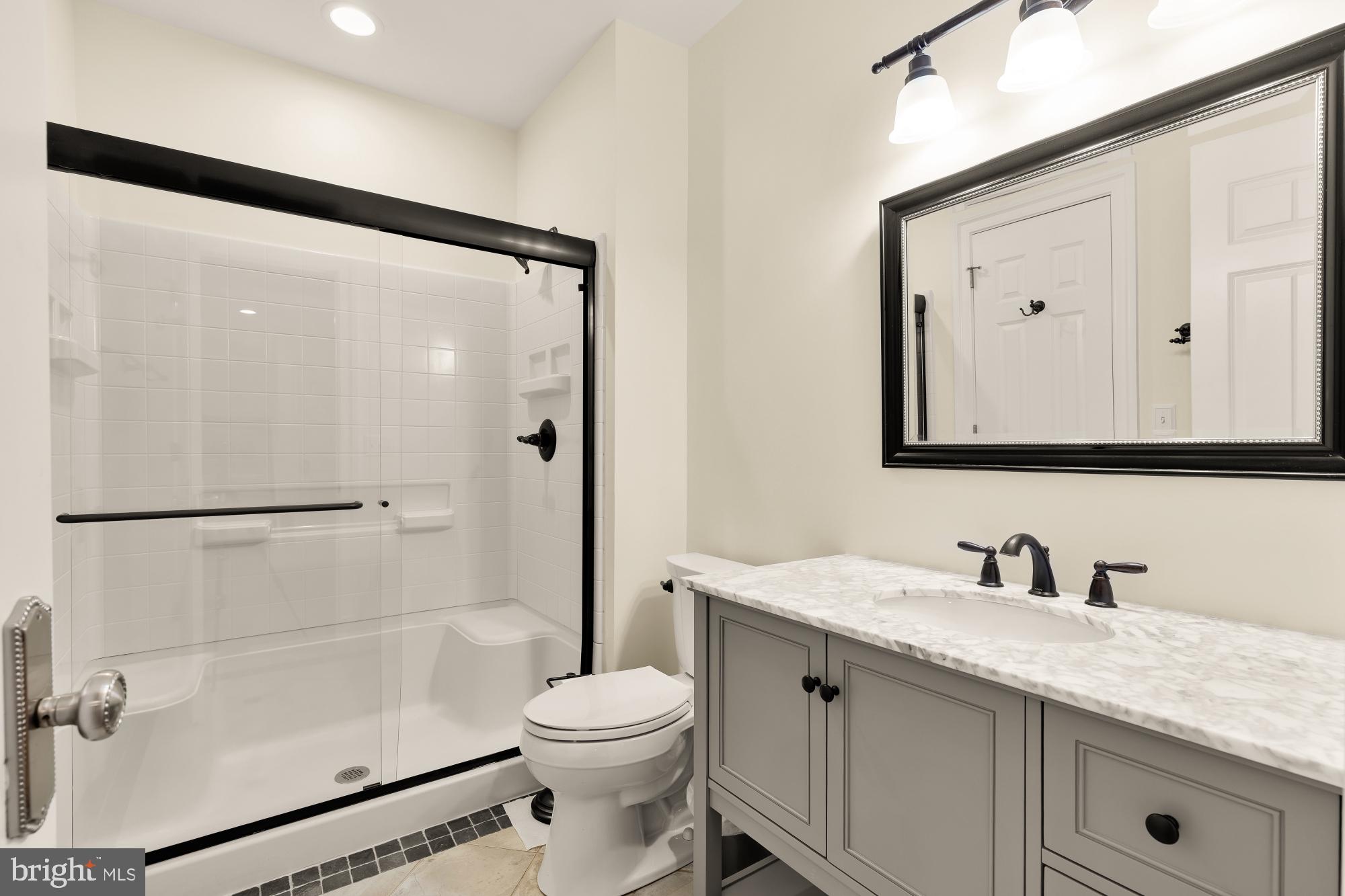 KENWOOD - Residential