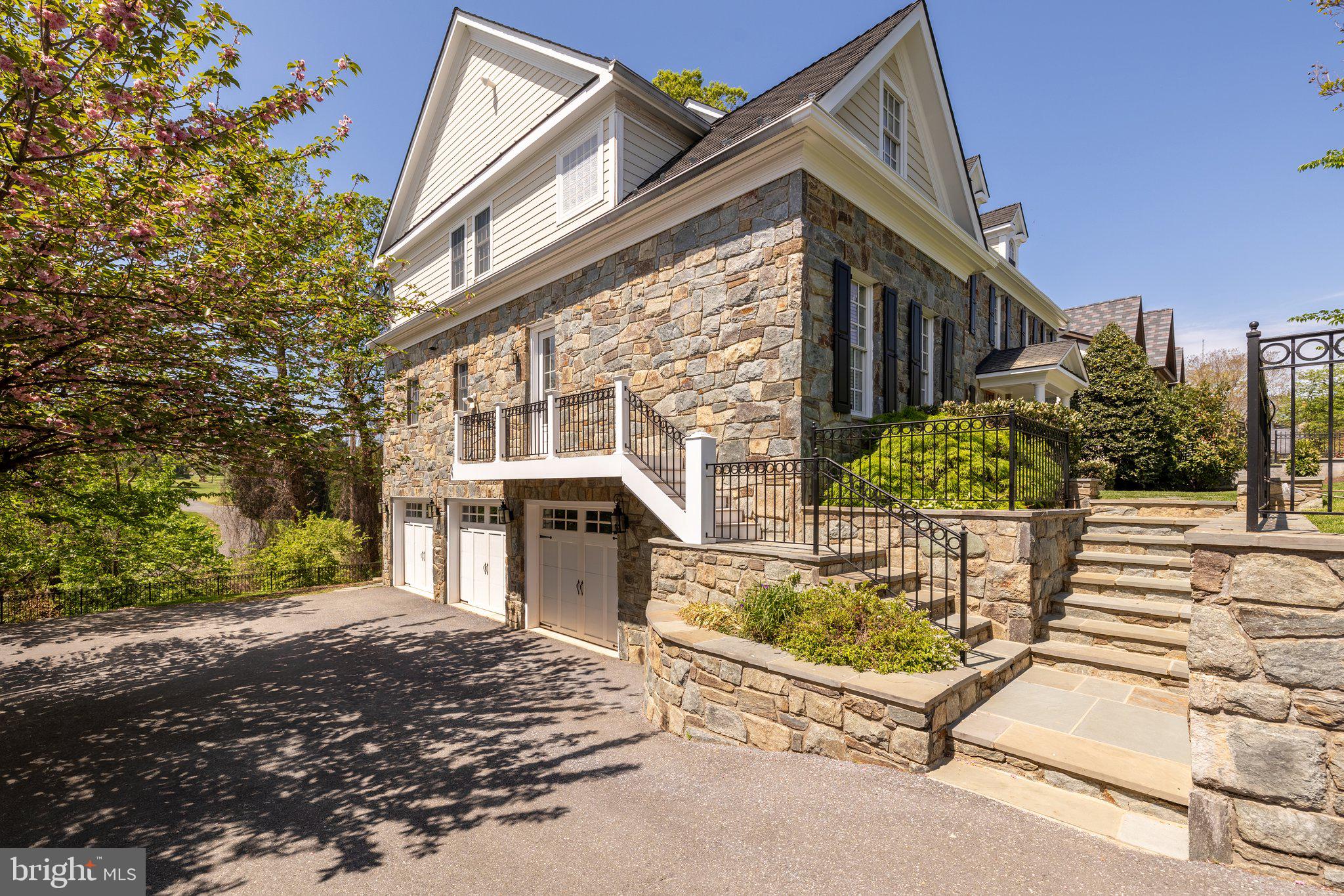 KENWOOD - Residential