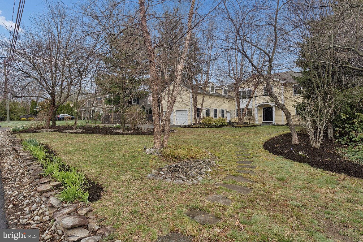29 DEMPSEY AVENUE