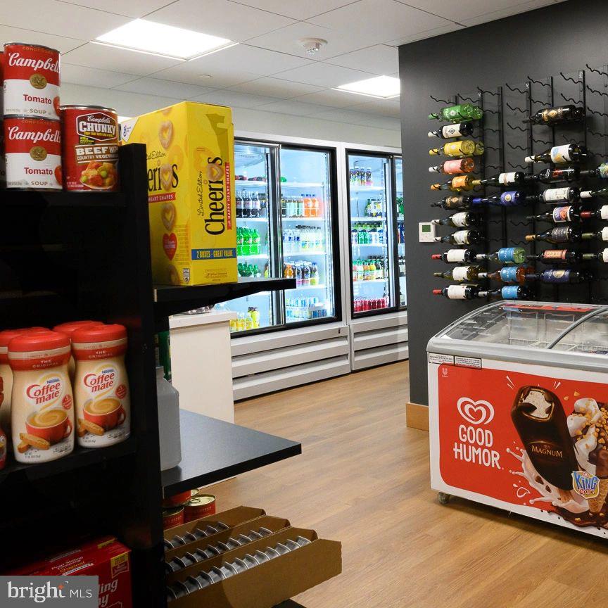 MONTEBELLO - Residential