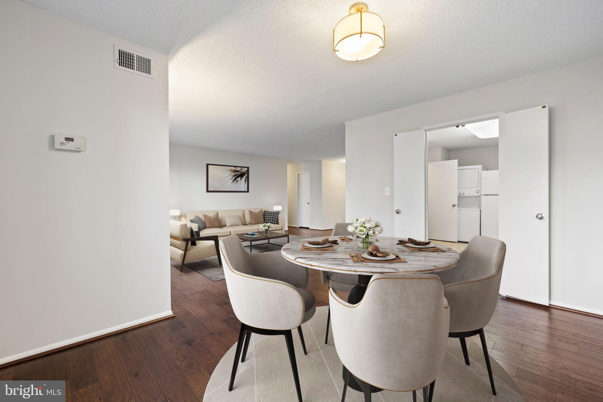 MONTEBELLO - Residential