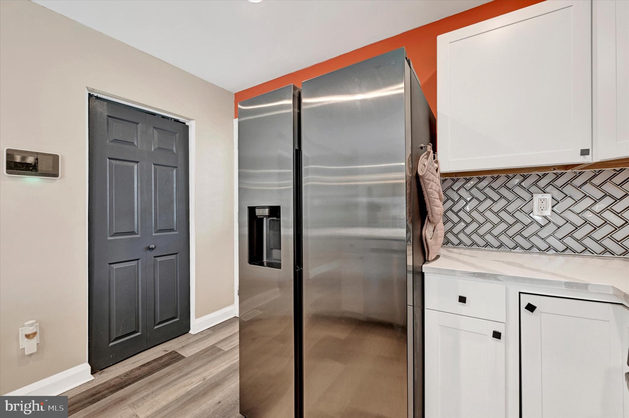 LAURAVILLE HISTORIC DISTRICT - Residential