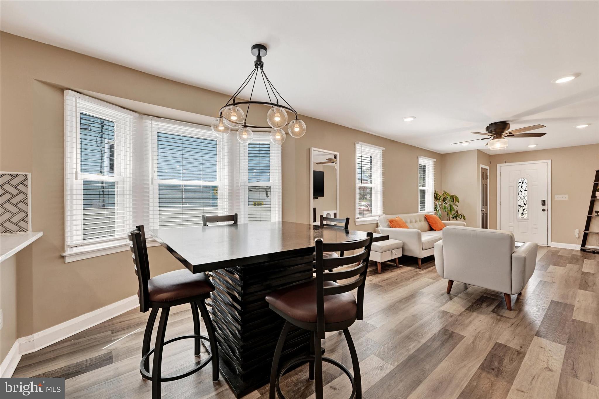 LAURAVILLE HISTORIC DISTRICT - Residential