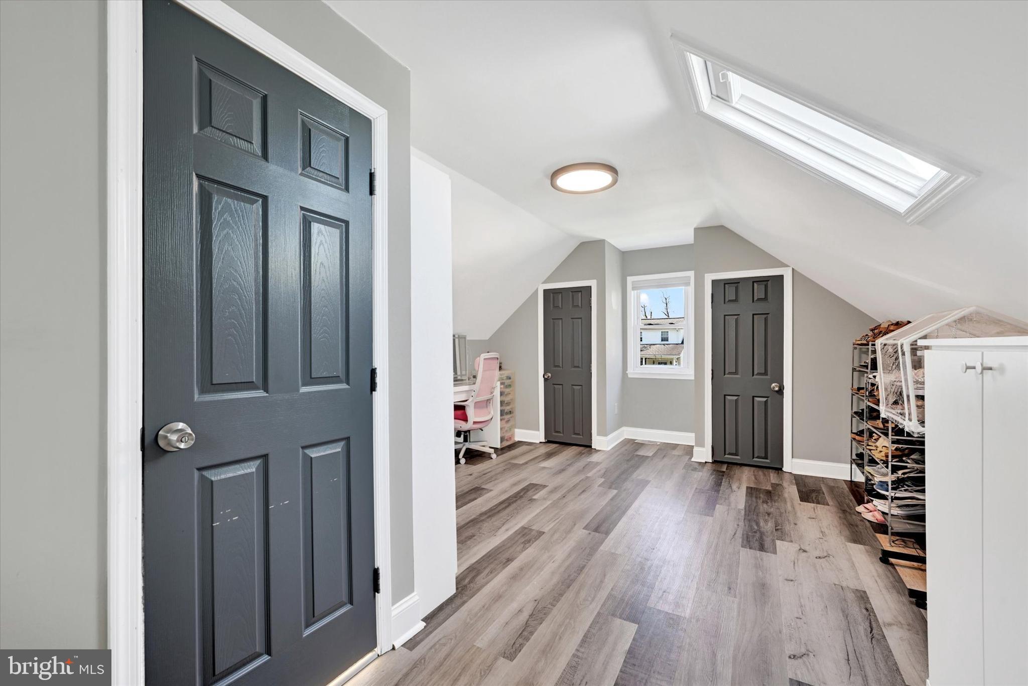 LAURAVILLE HISTORIC DISTRICT - Residential