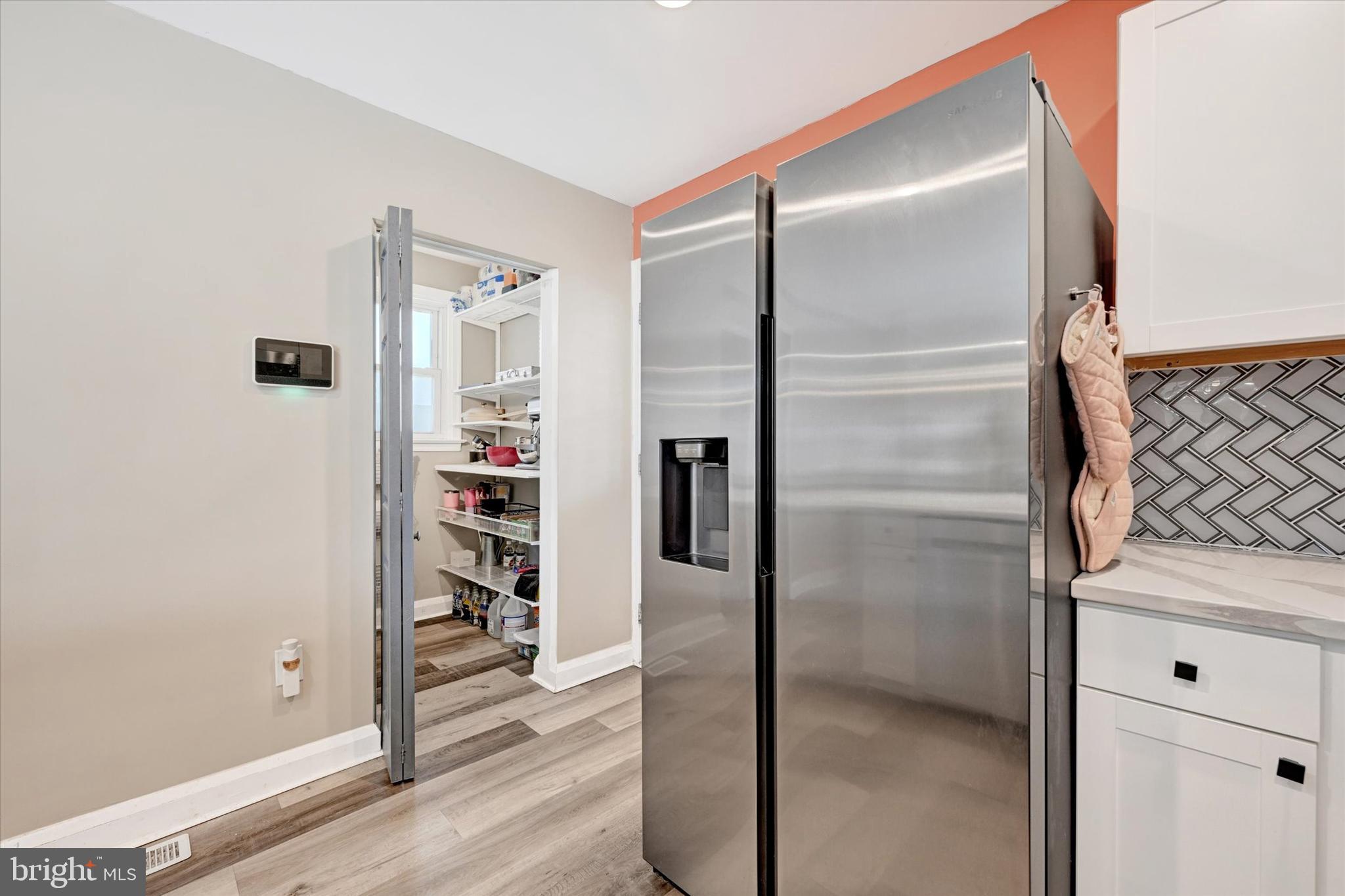 LAURAVILLE HISTORIC DISTRICT - Residential