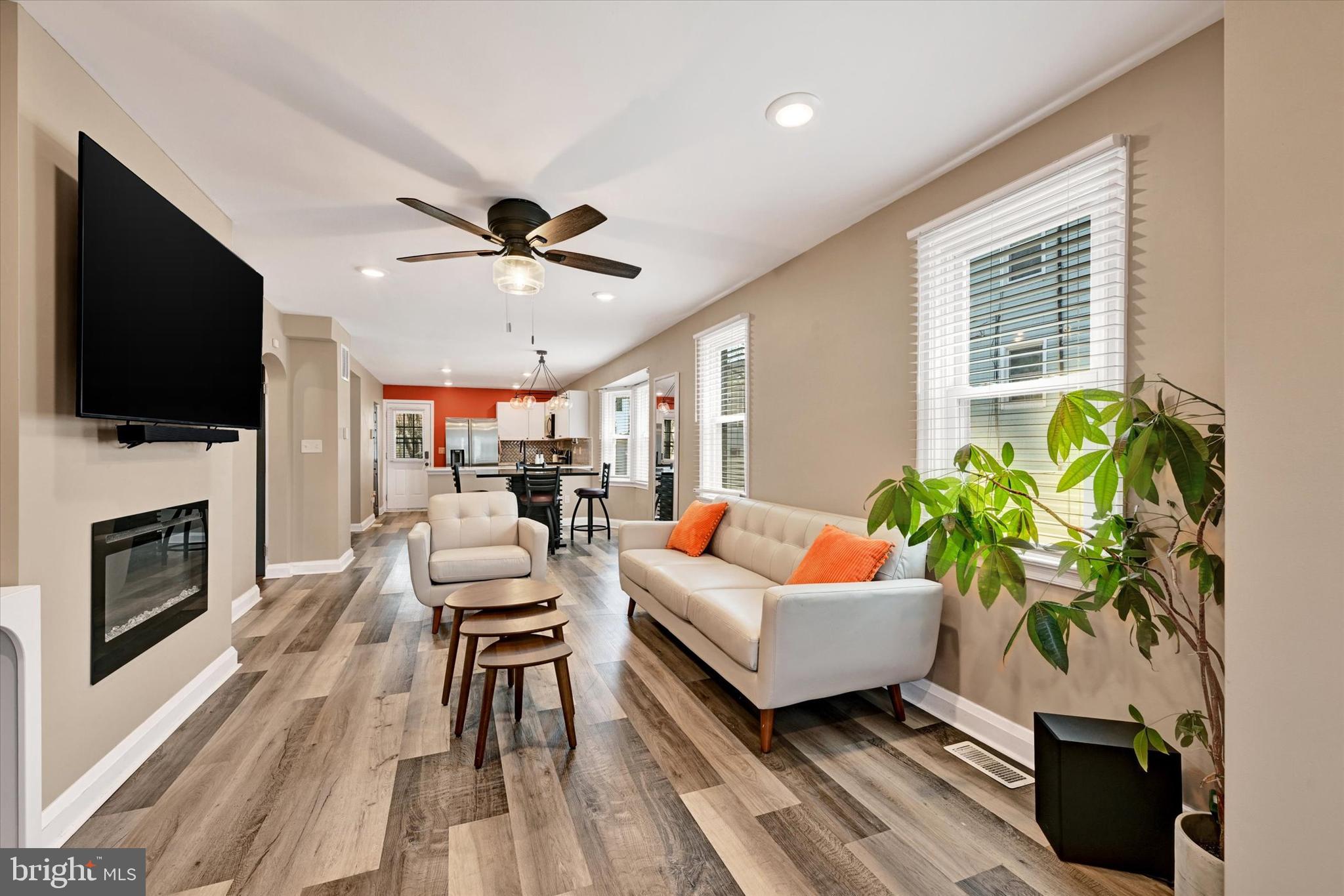 LAURAVILLE HISTORIC DISTRICT - Residential