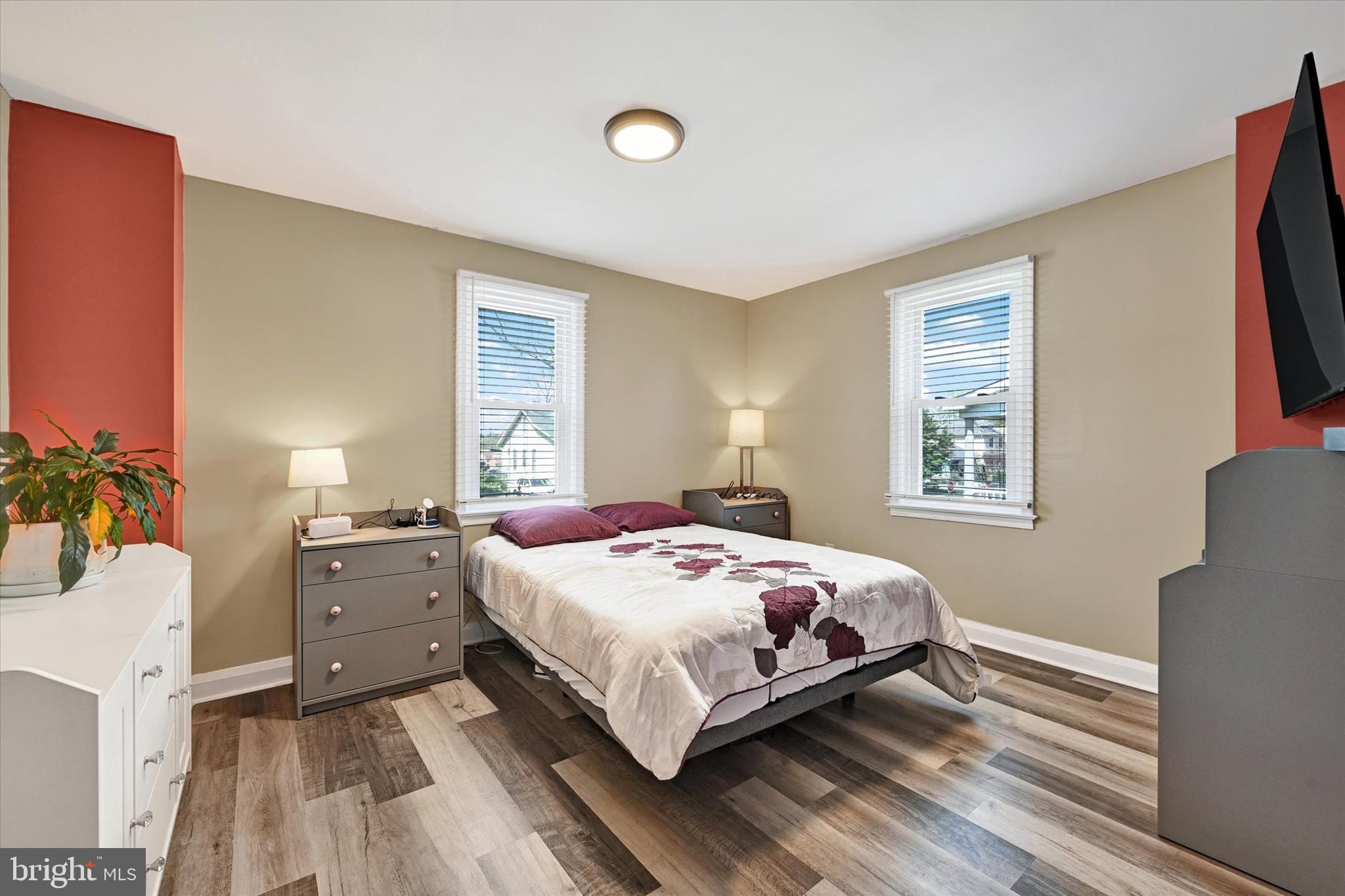 LAURAVILLE HISTORIC DISTRICT - Residential