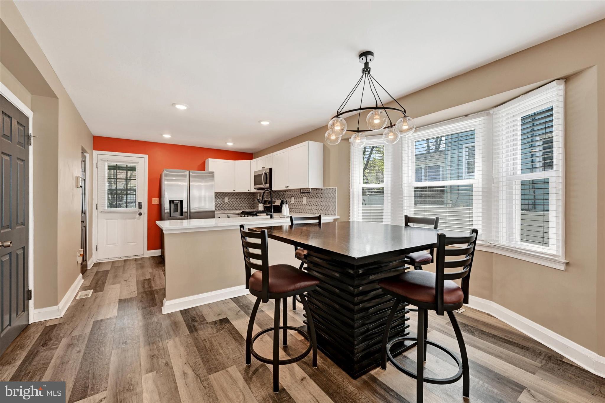 LAURAVILLE HISTORIC DISTRICT - Residential