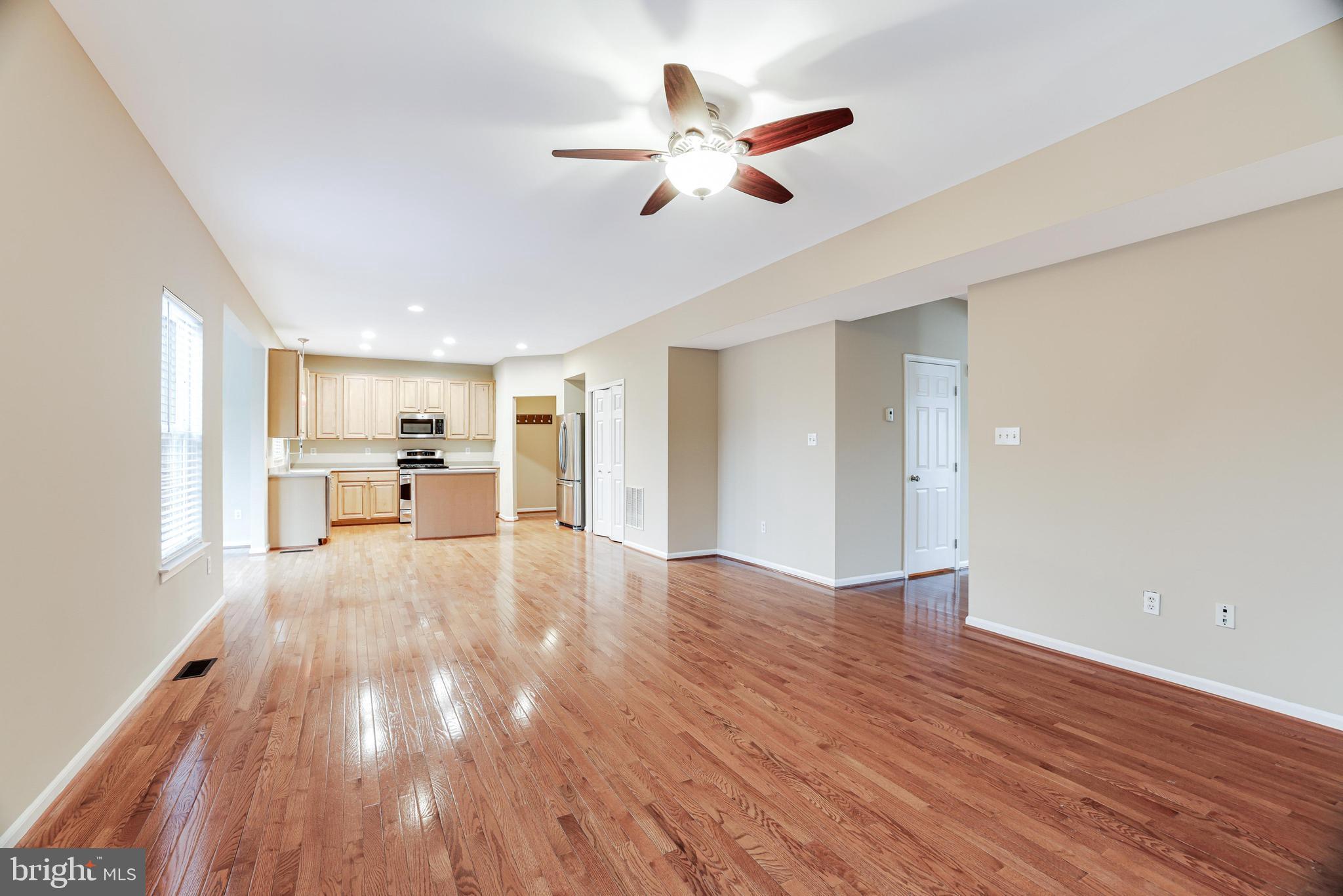 NEW TOWN MEADOWS - Residential Lease