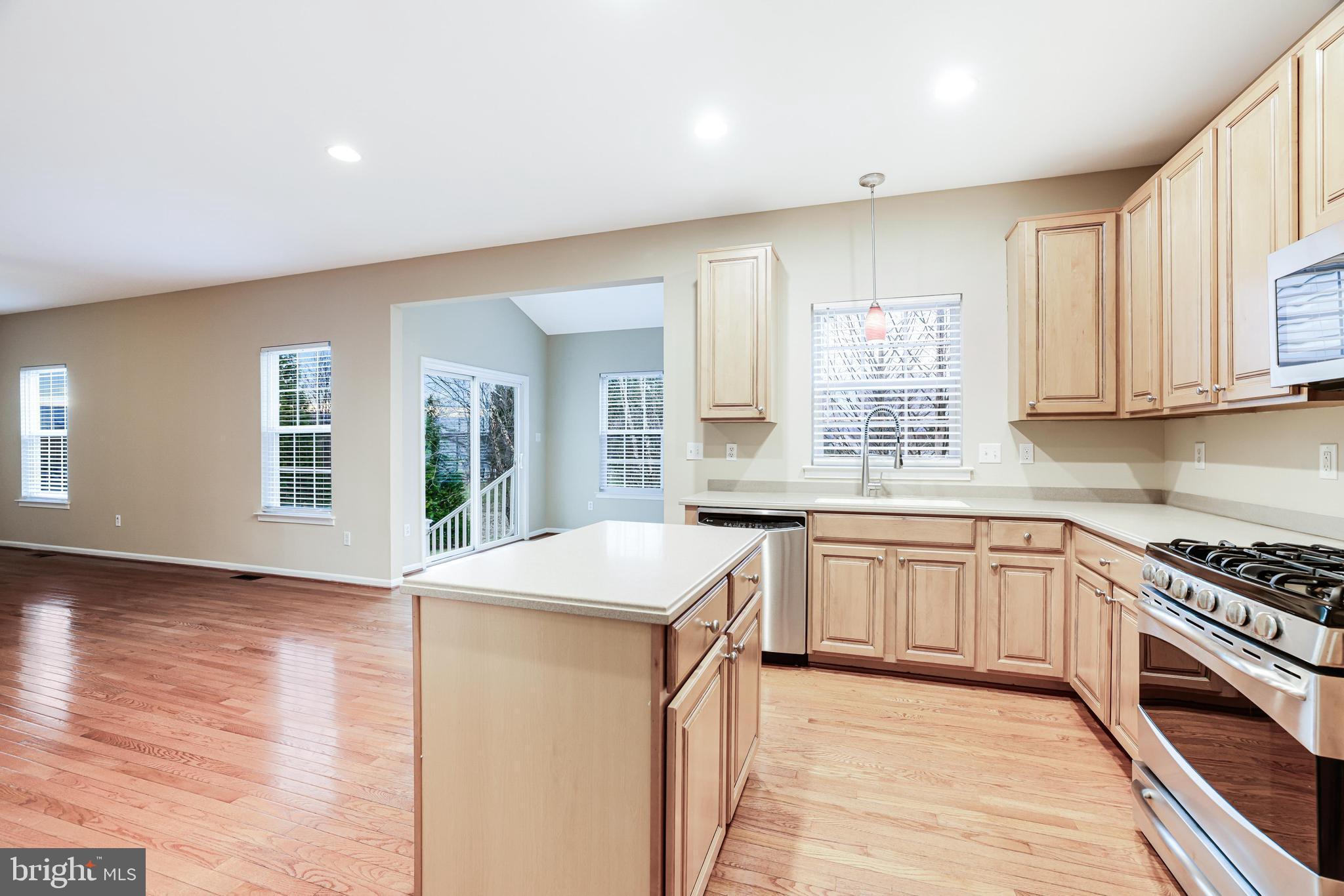 NEW TOWN MEADOWS - Residential Lease