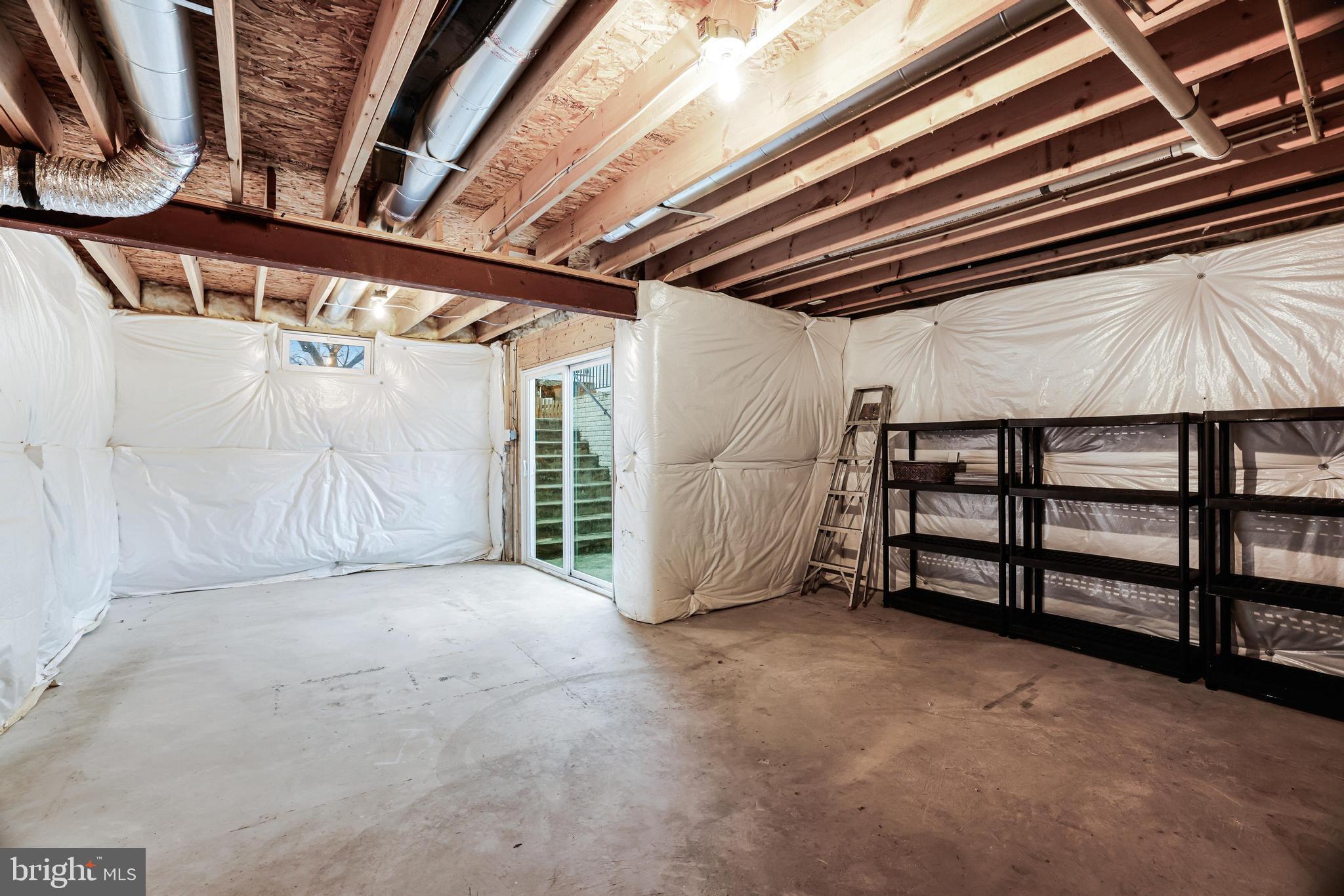 NEW TOWN MEADOWS - Residential Lease