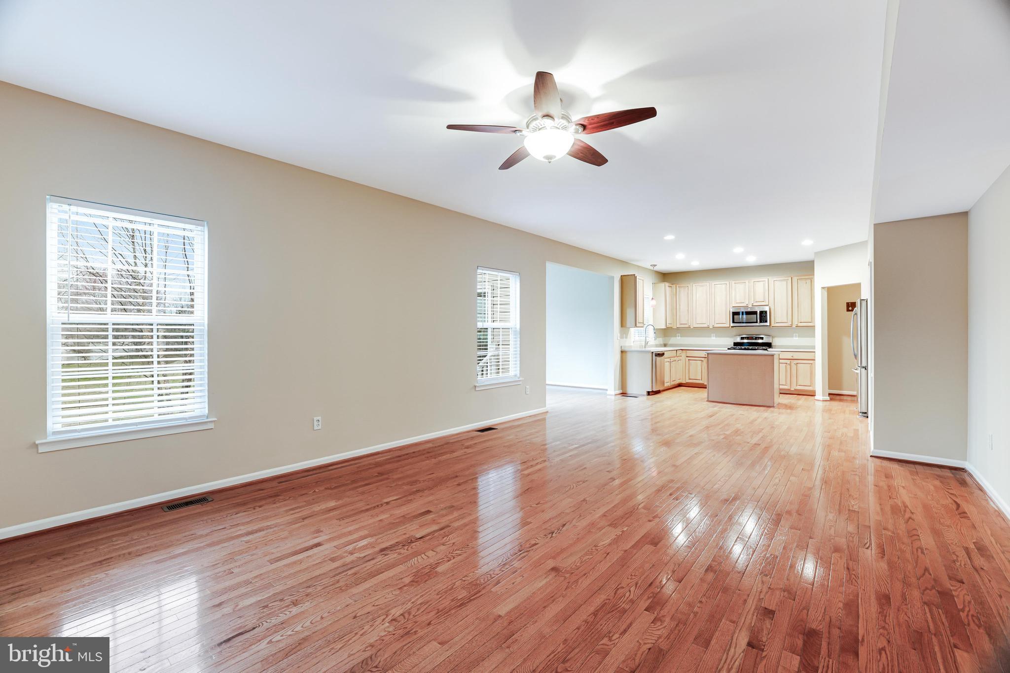 NEW TOWN MEADOWS - Residential Lease