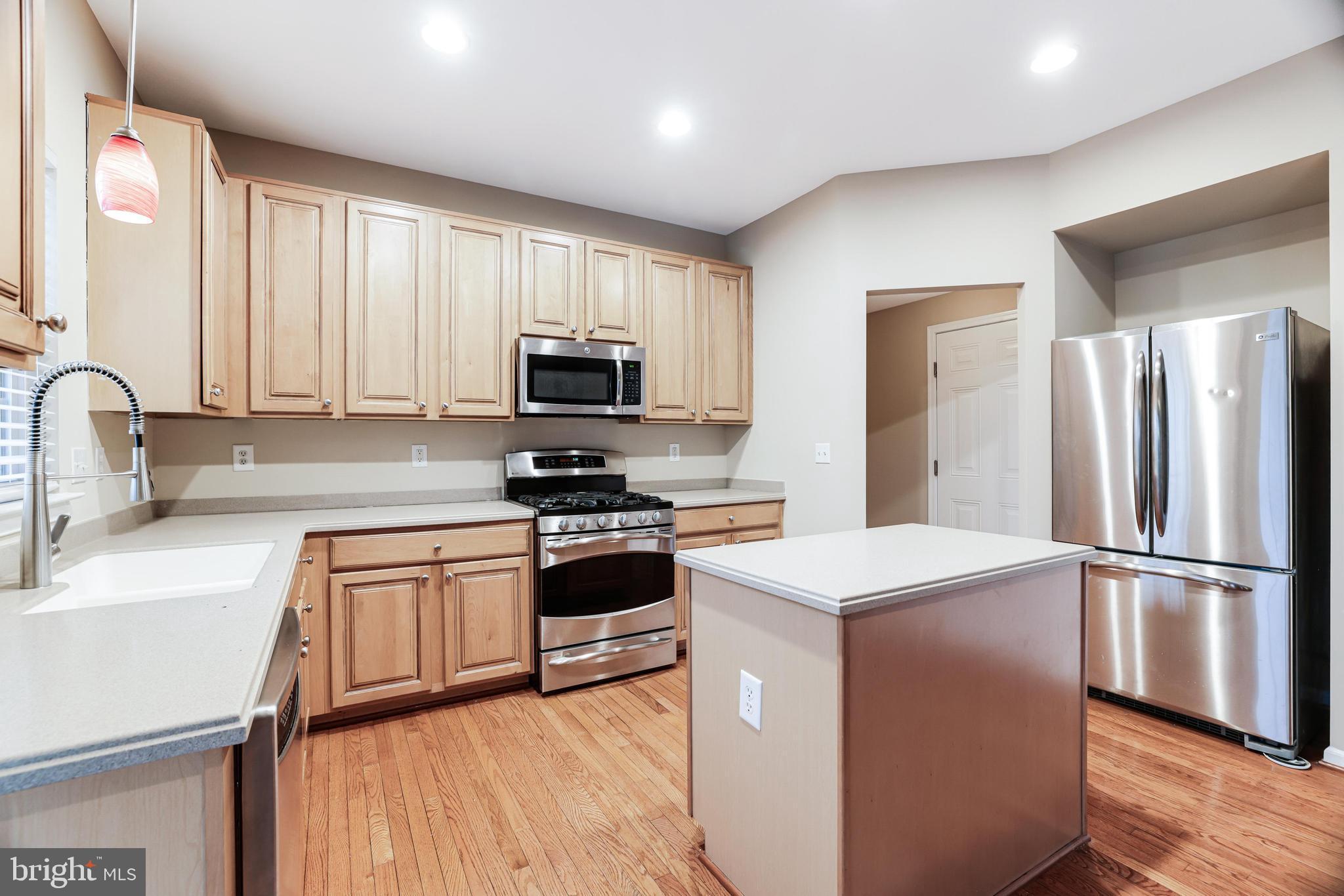 NEW TOWN MEADOWS - Residential Lease