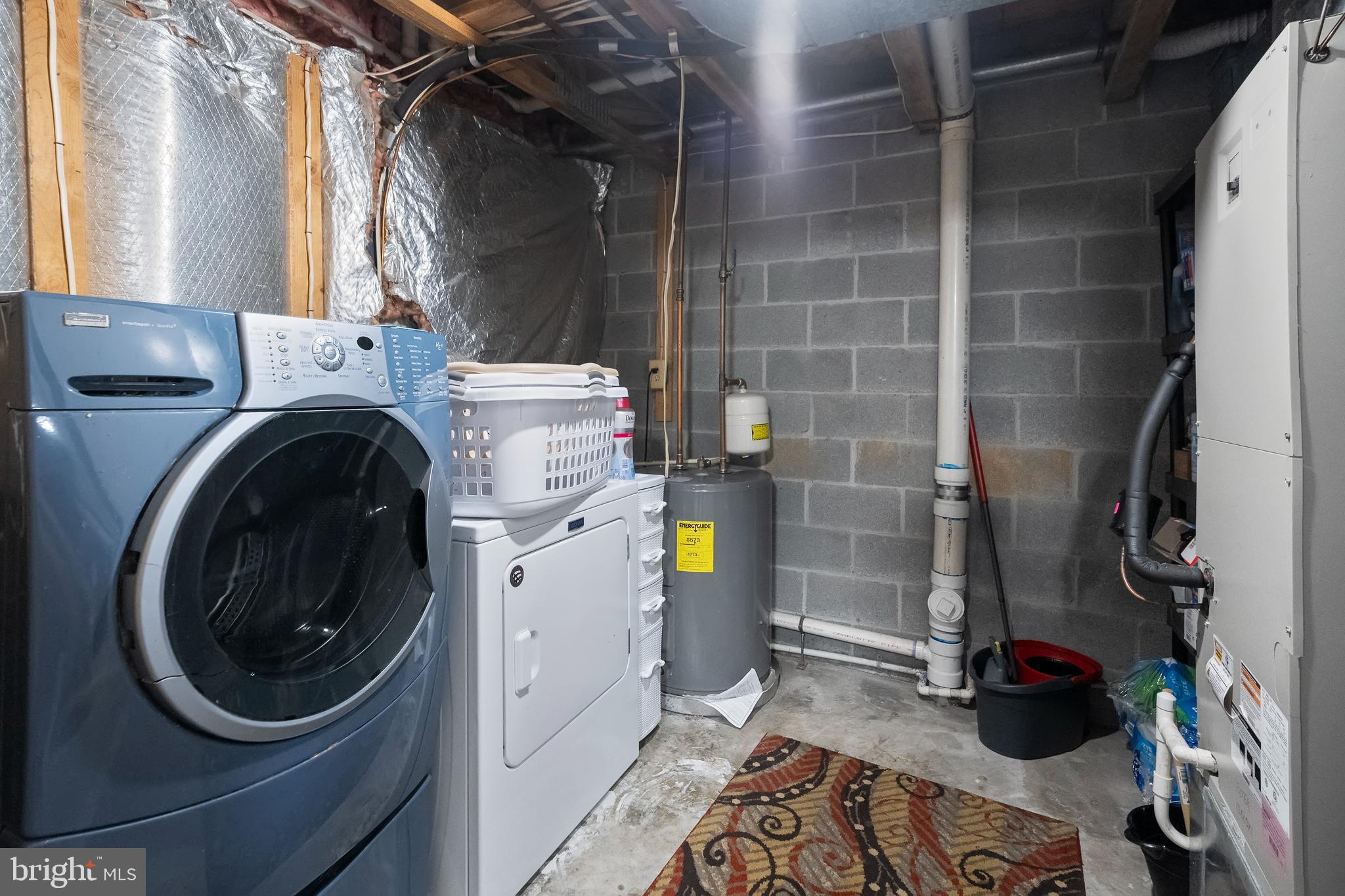 OLDE MILL ESTATES - Residential