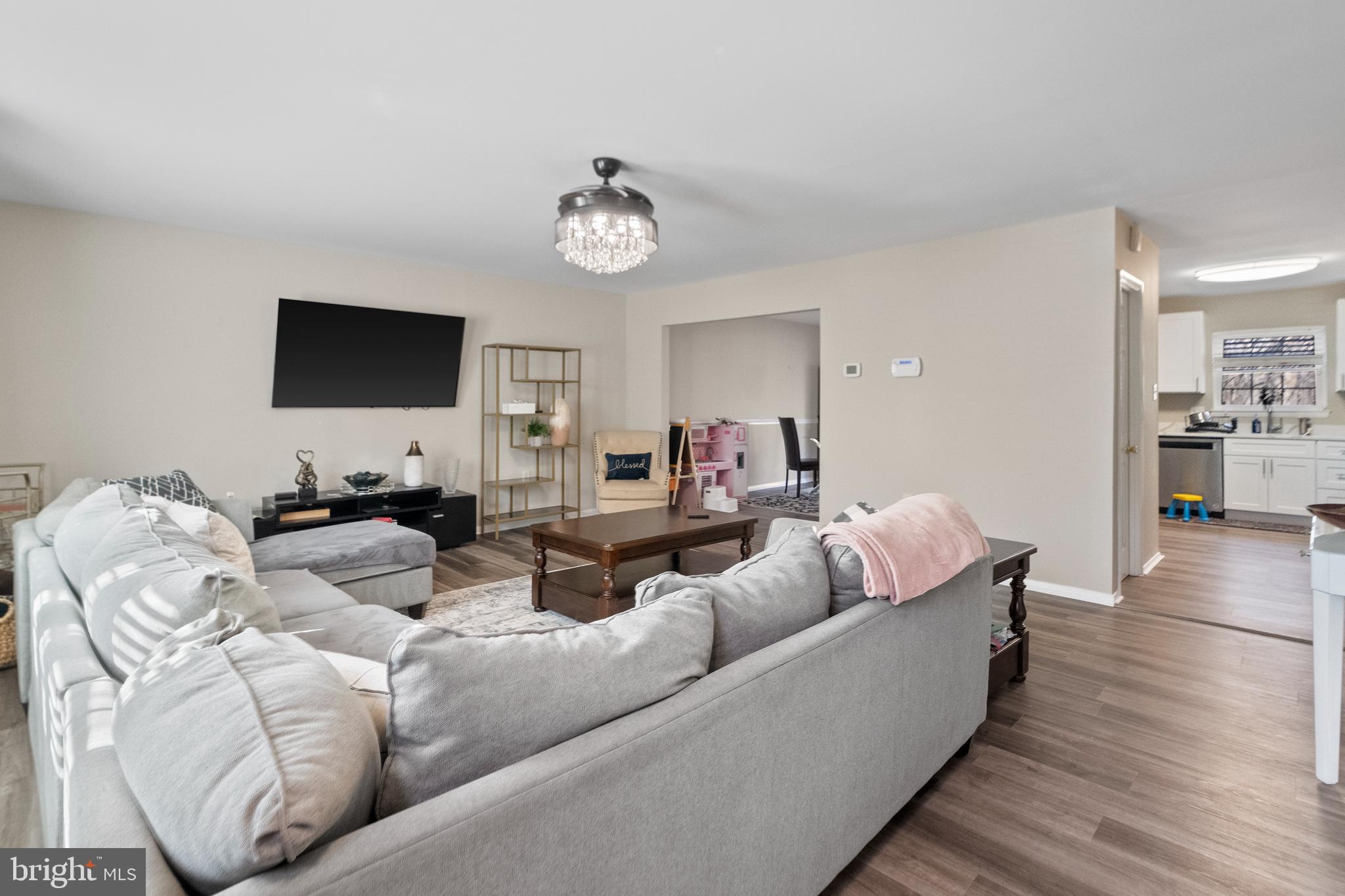 OLDE MILL ESTATES - Residential