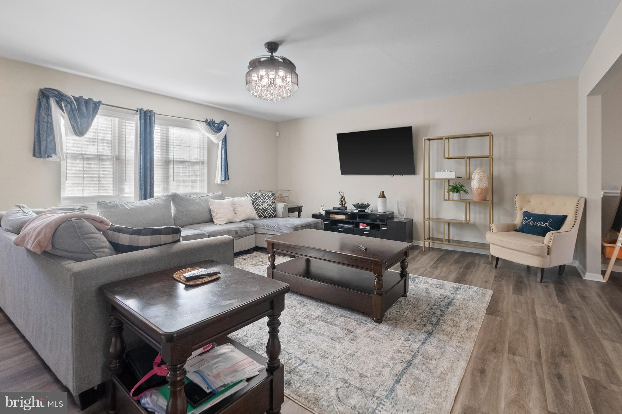 OLDE MILL ESTATES - Residential