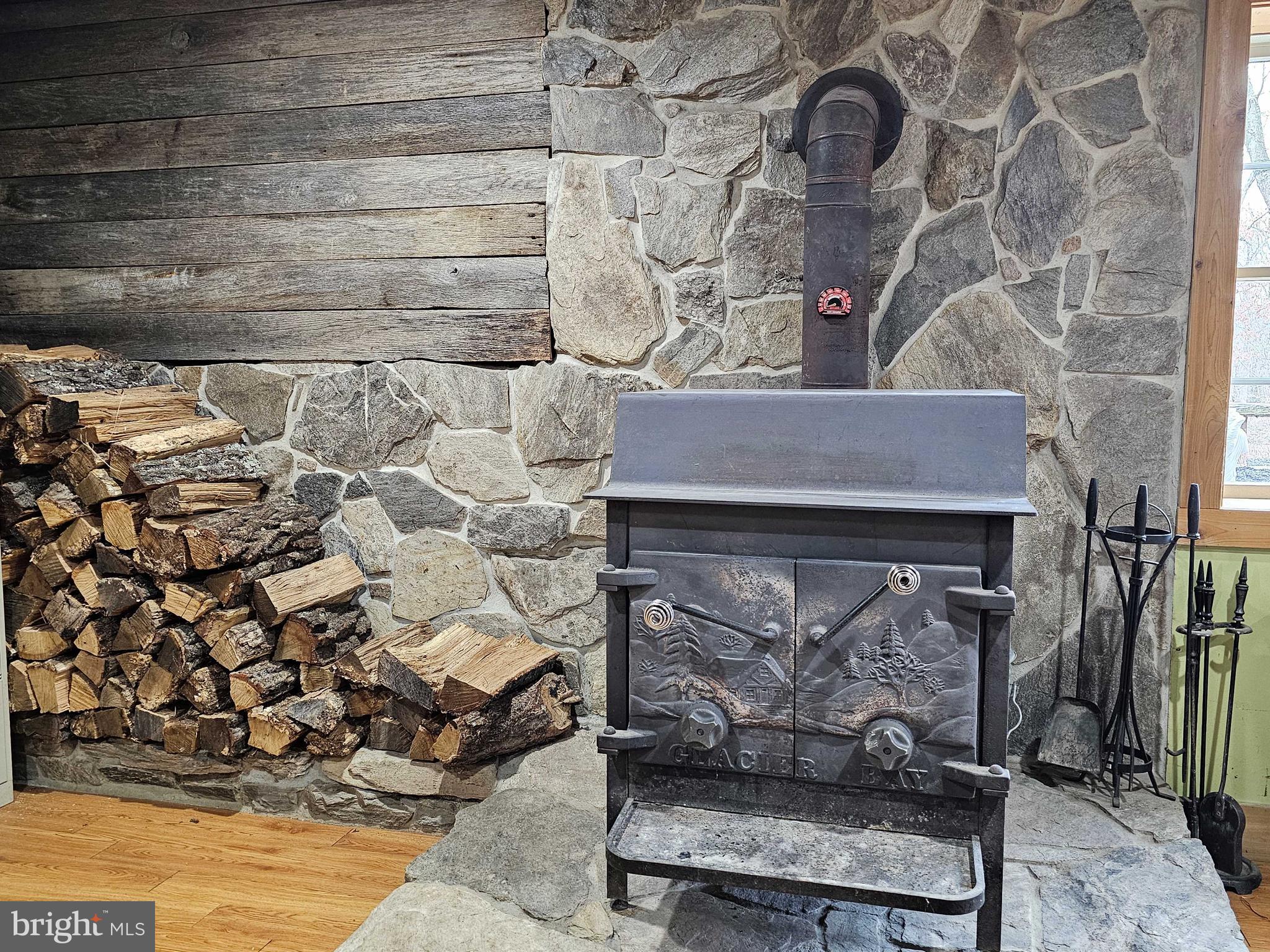 SLEEPY HOLLOW - Residential