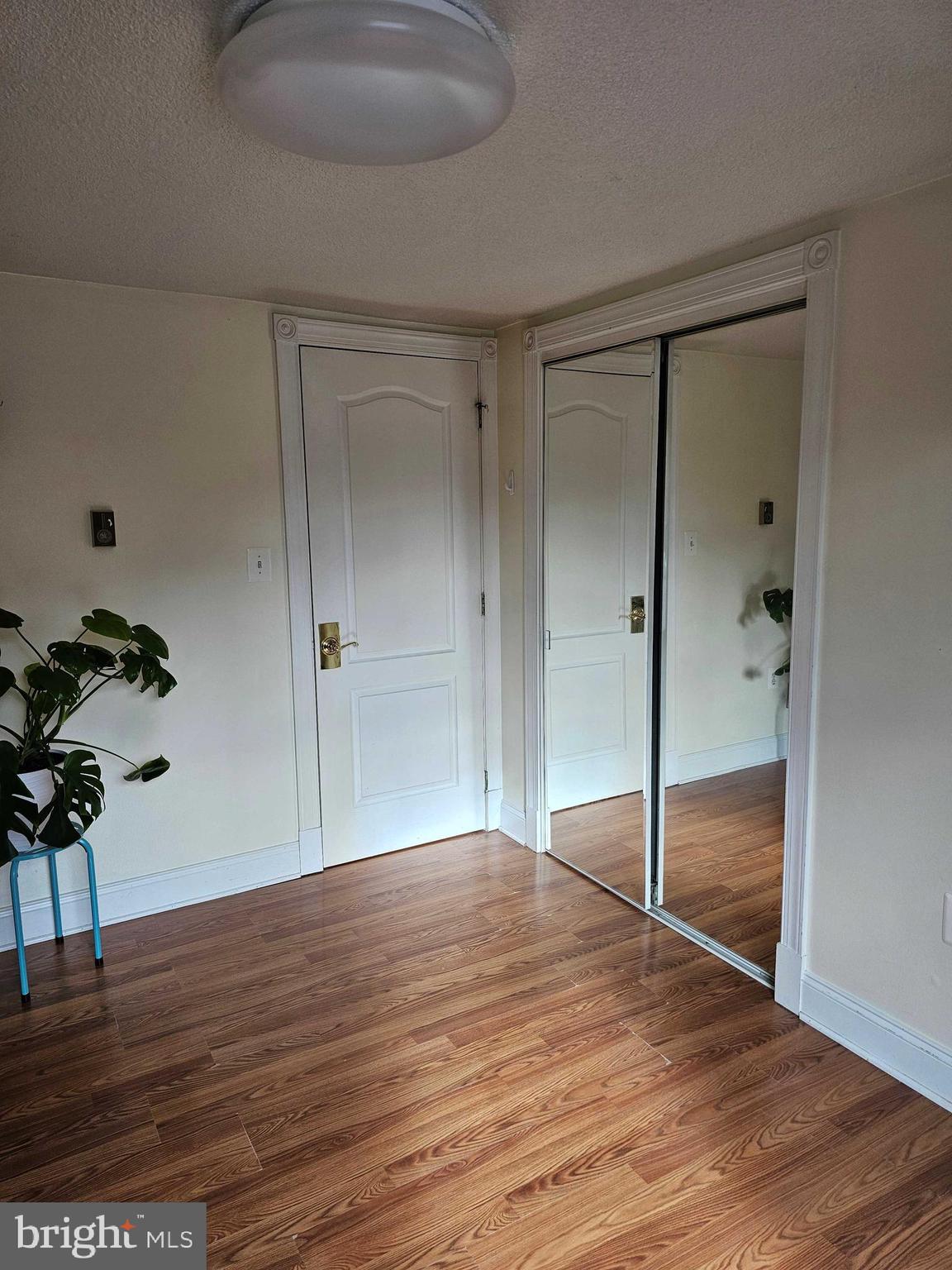 SLEEPY HOLLOW - Residential