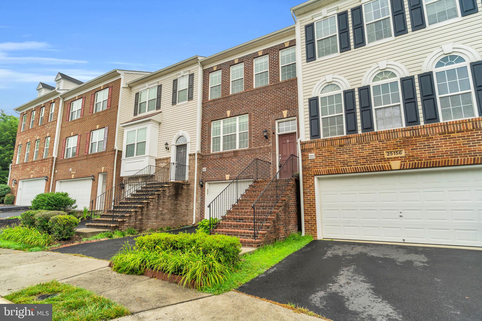 25154 PRAIRIE FIRE SQUARE