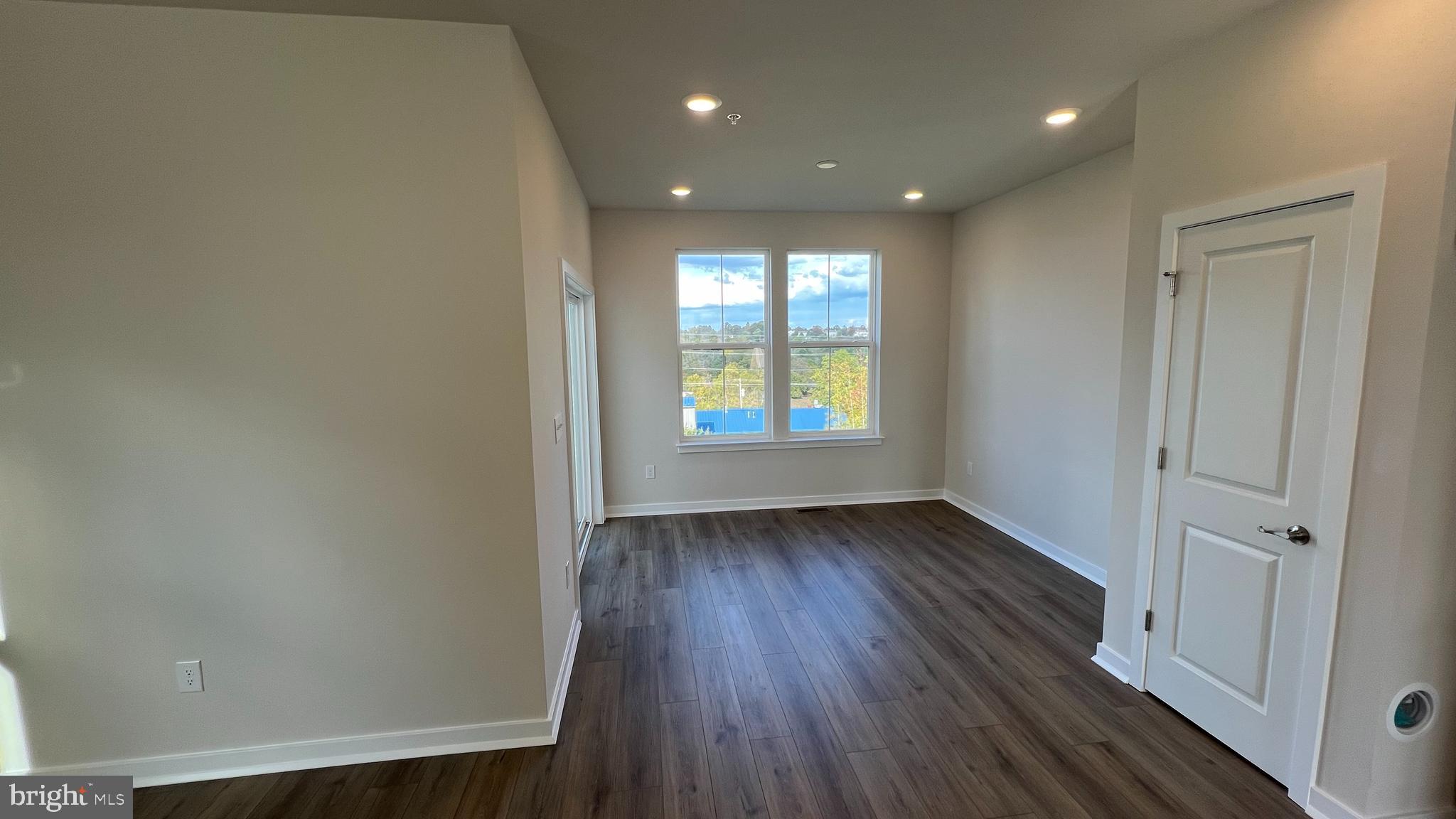 VILLAGES AT SPRING HILL - Residential