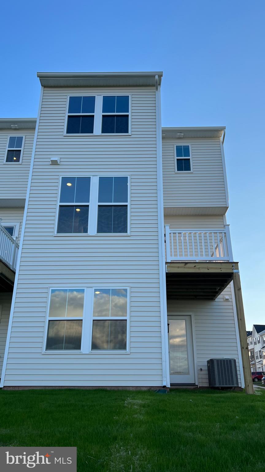 VILLAGES AT SPRING HILL - Residential