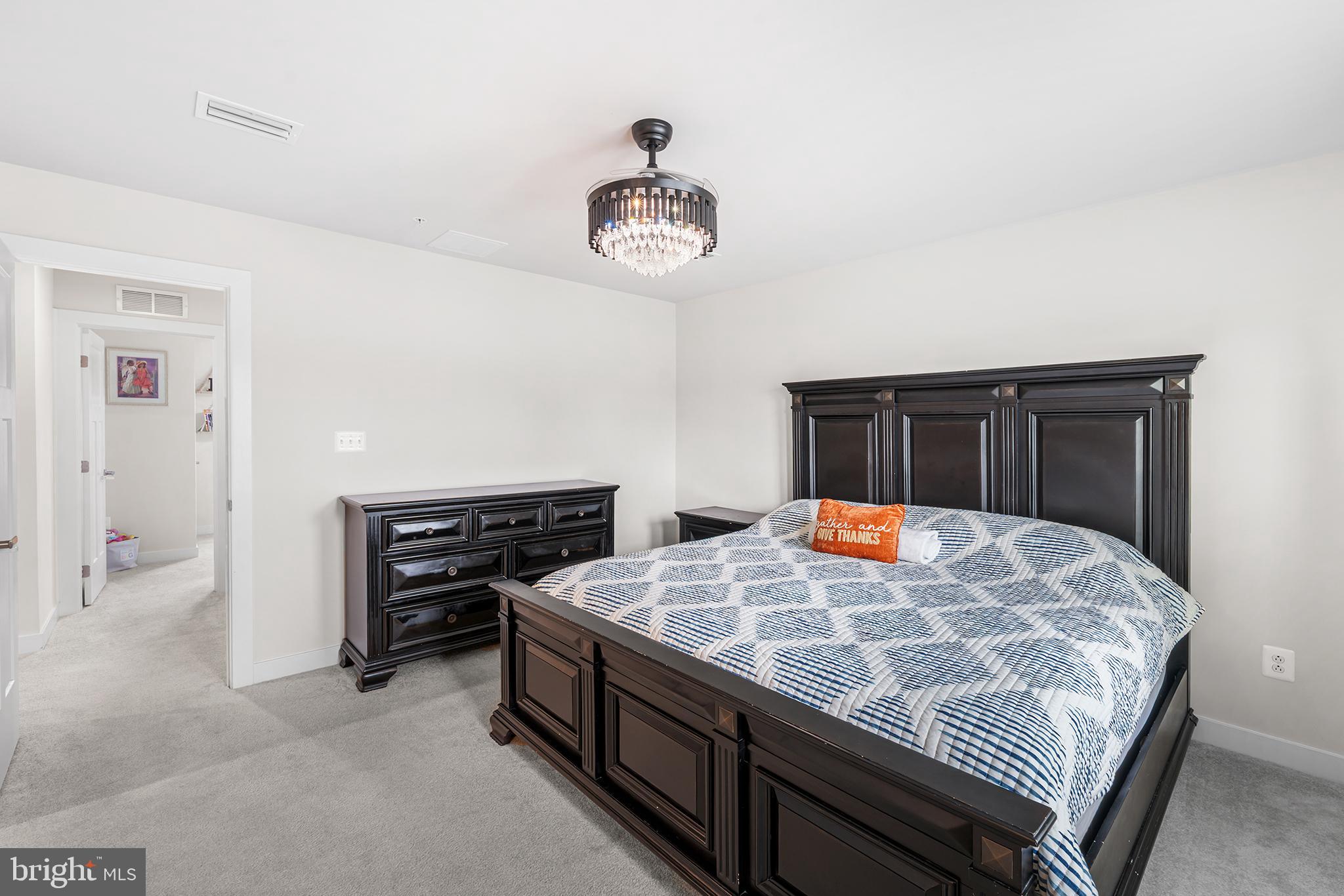 ABERDEEN OVERLOOK - Residential