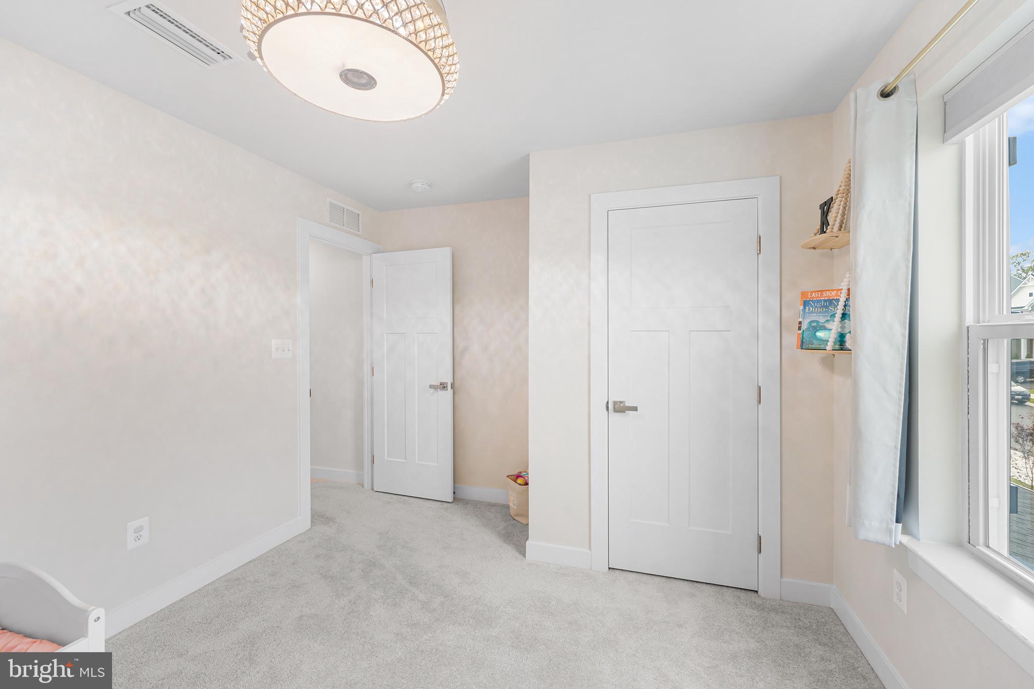 ABERDEEN OVERLOOK - Residential