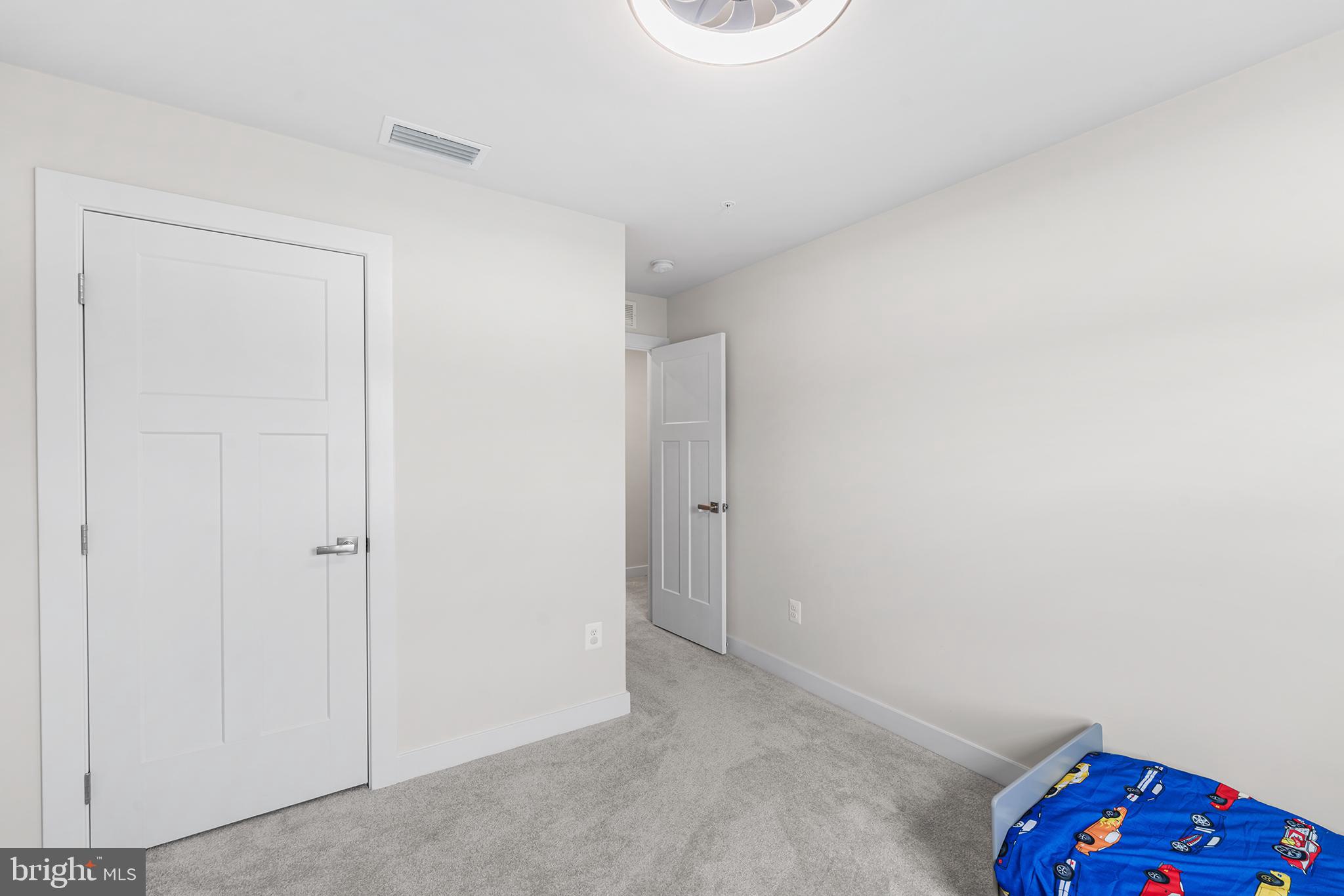 ABERDEEN OVERLOOK - Residential