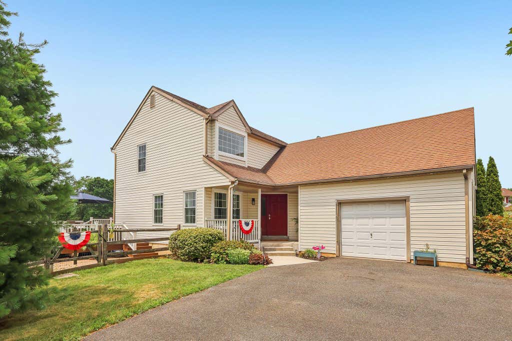 Photo of 219 Brandywine Road, COLLEGEVILLE, PA 19426 (MLS # PAMC2185906)