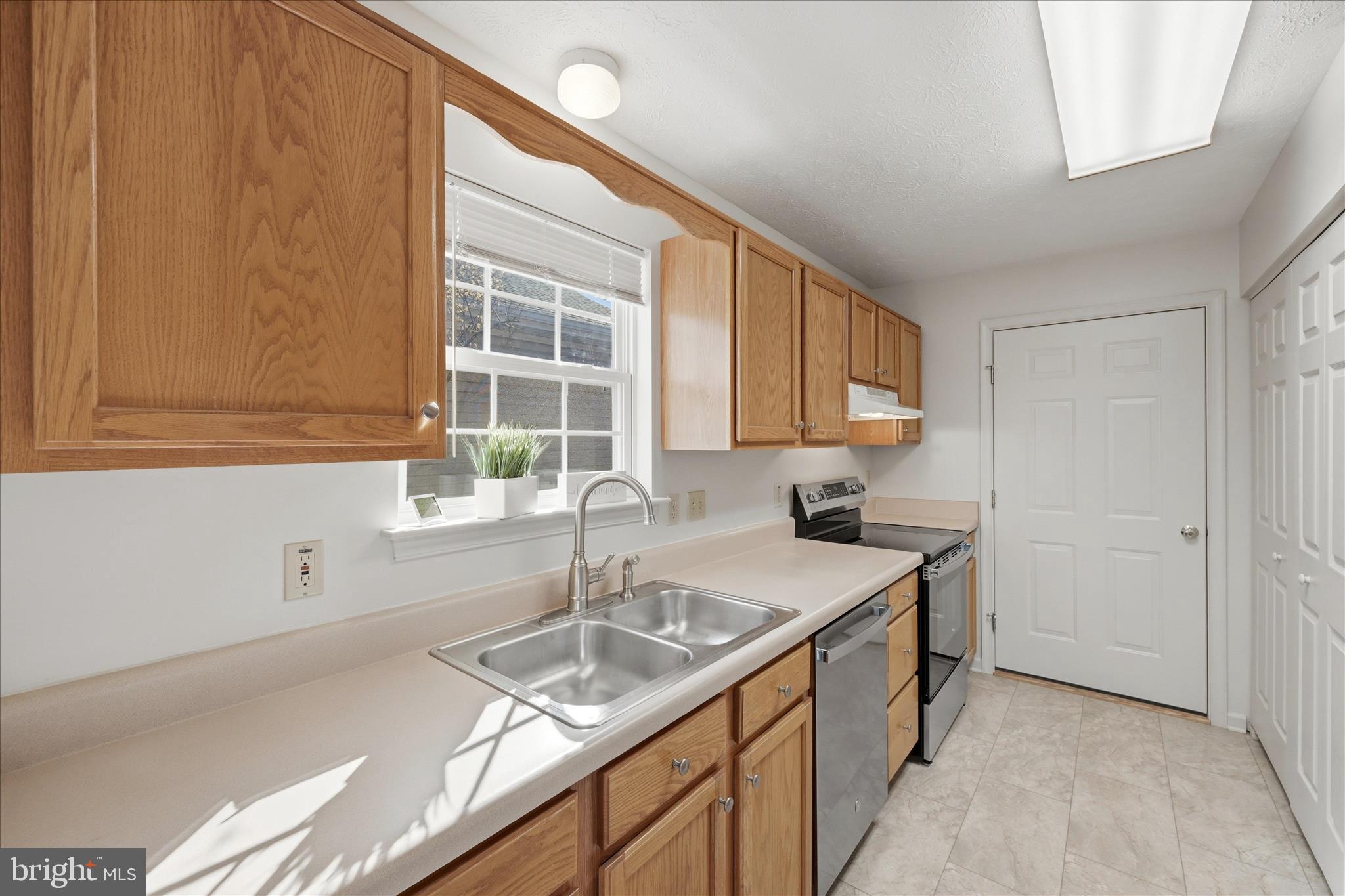 STONECREST VILLAGE - Residential