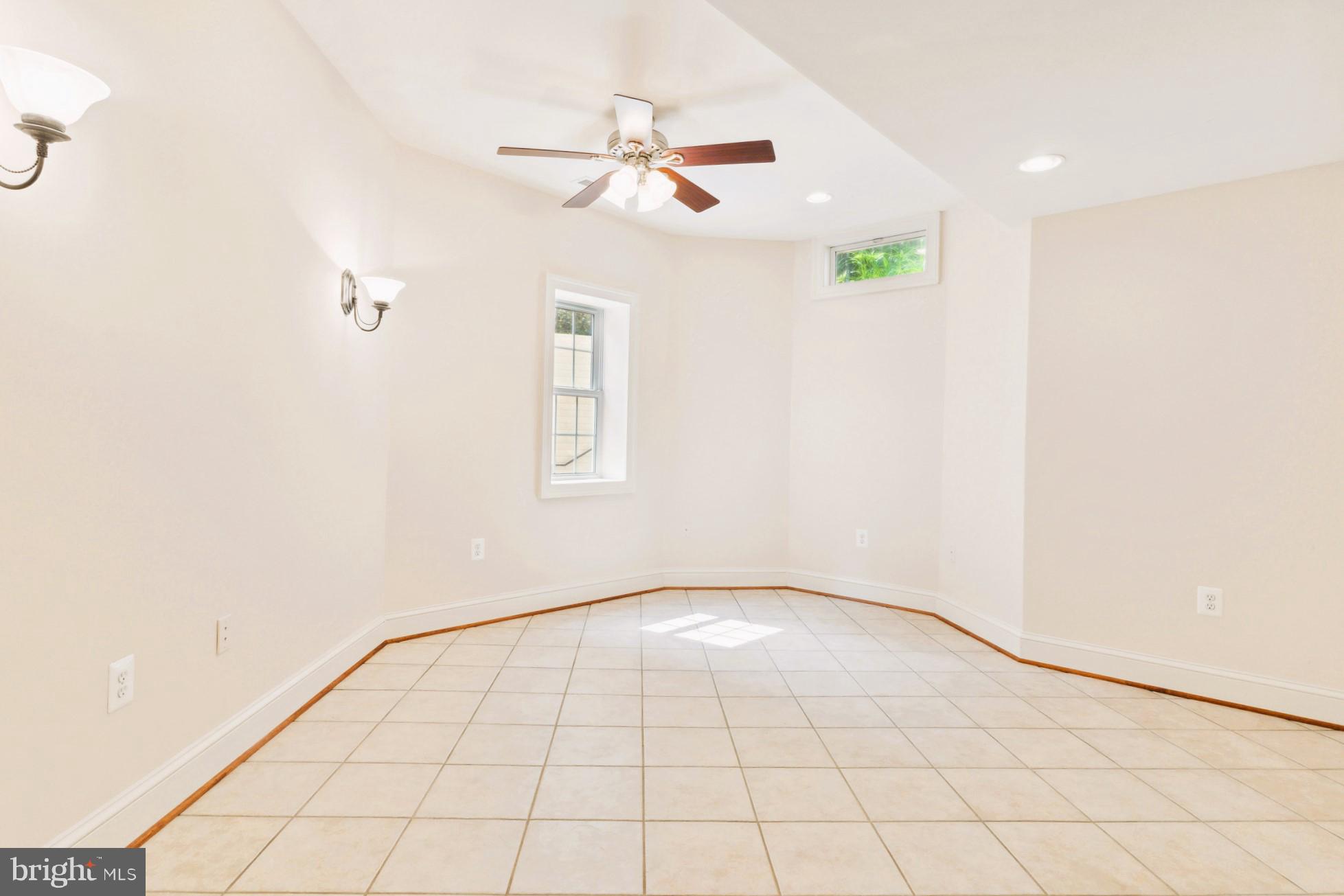 CHRISTY ESTATES - Residential