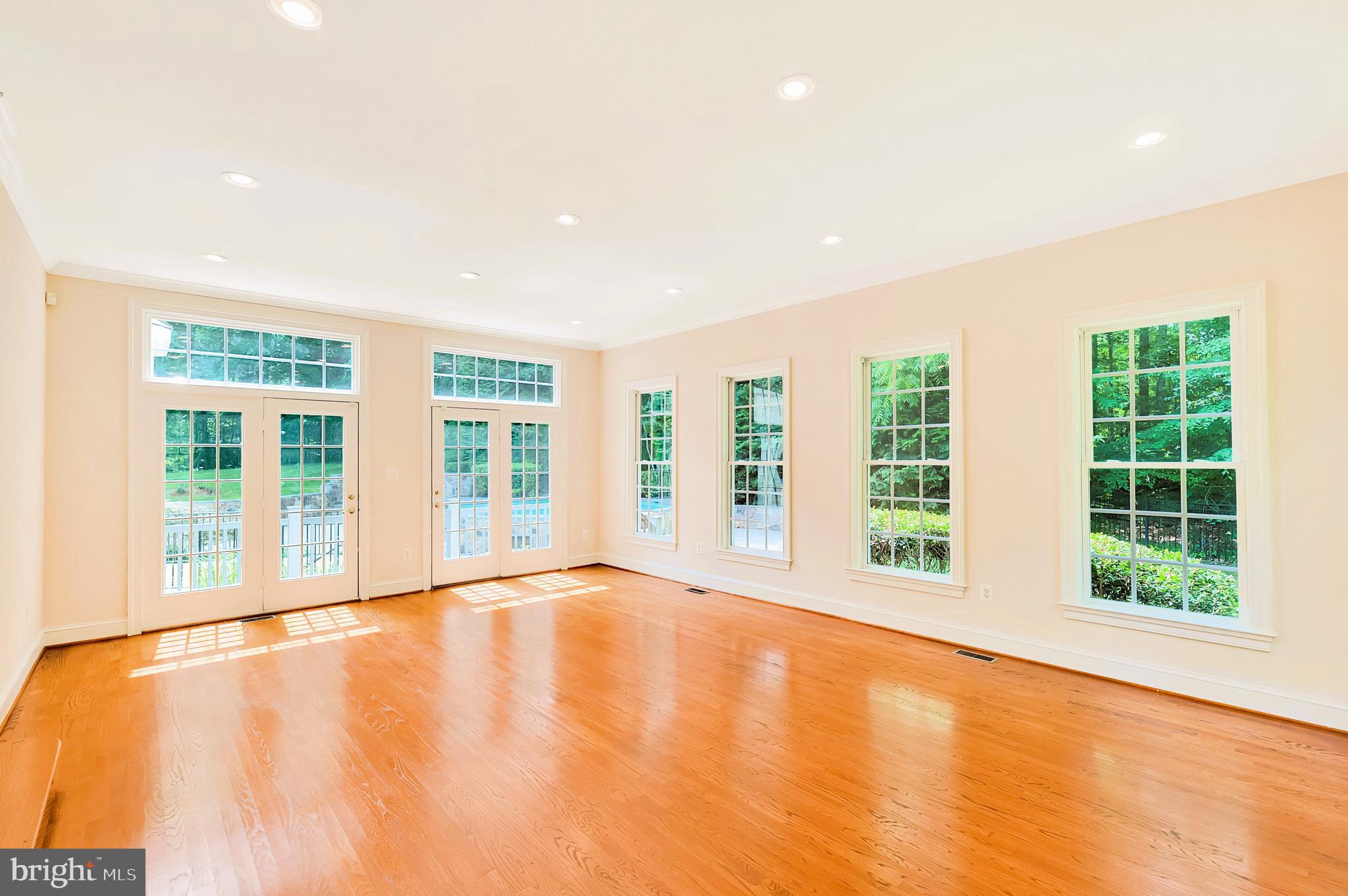 CHRISTY ESTATES - Residential