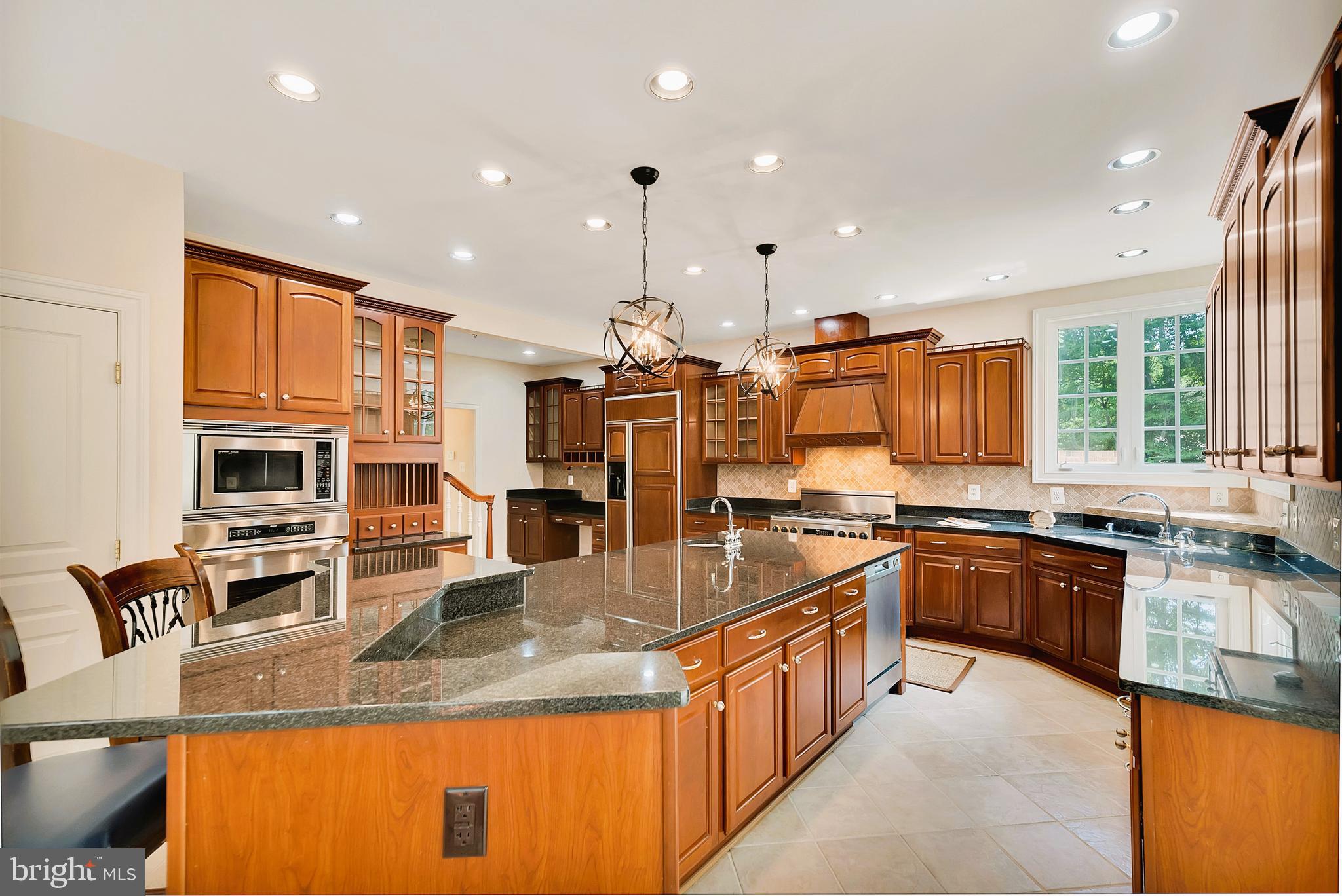 CHRISTY ESTATES - Residential