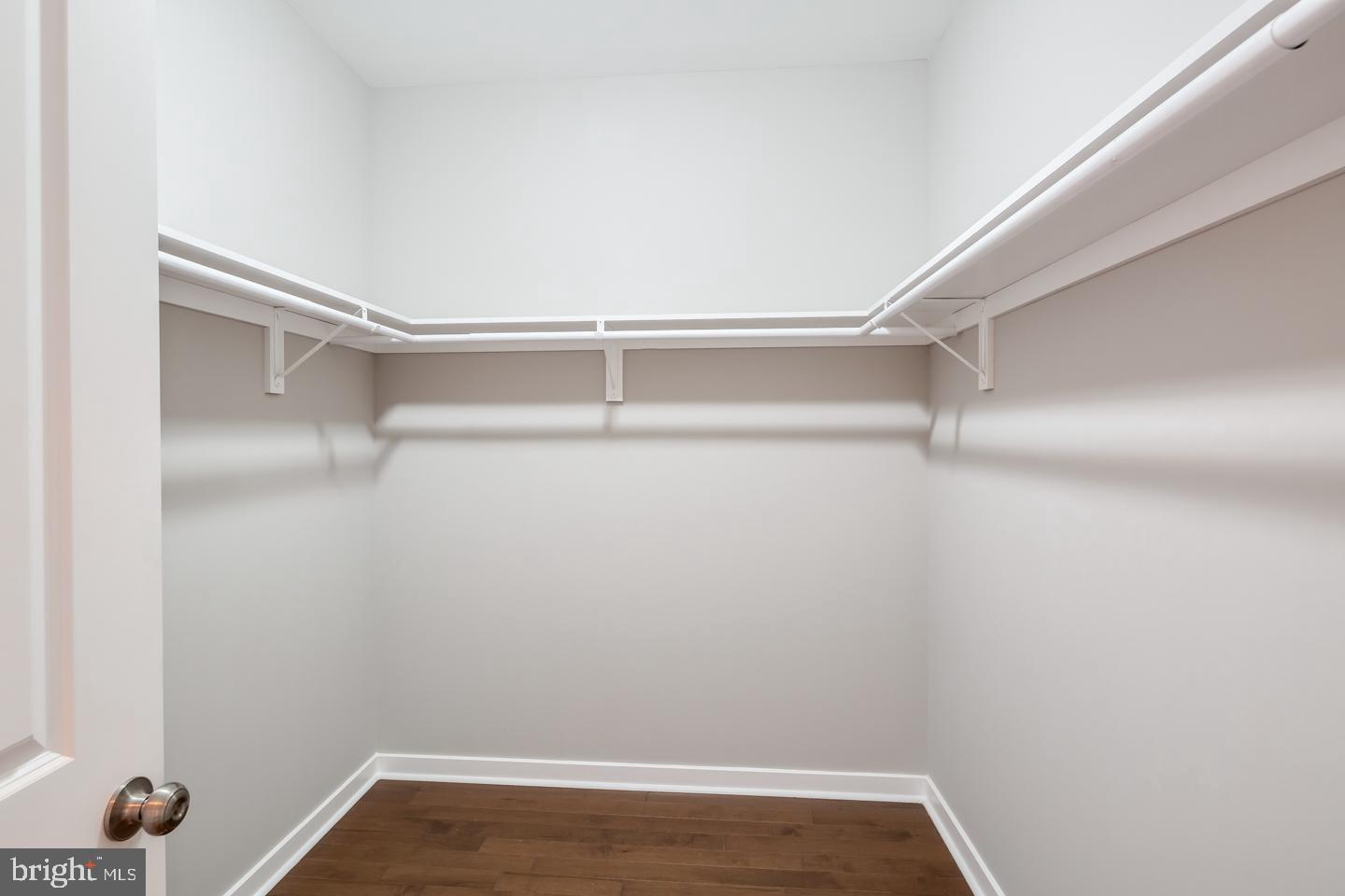 ROXBOROUGH - Residential Lease