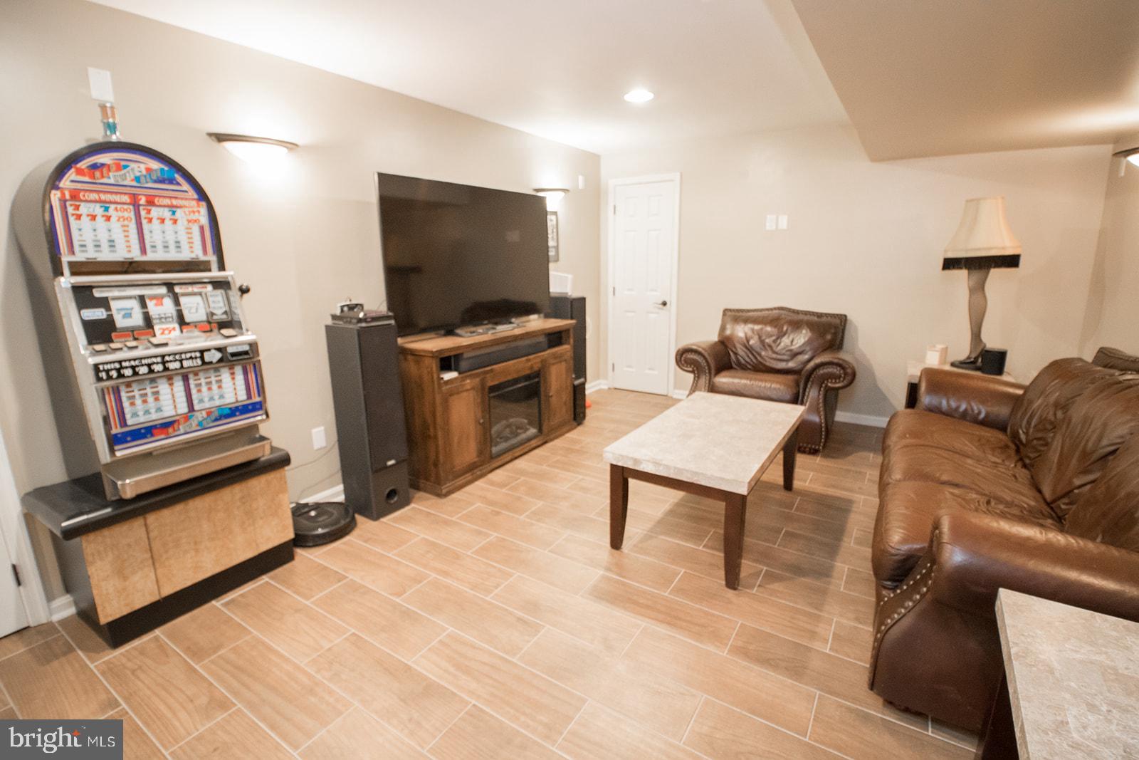 GREENBRIER - Residential