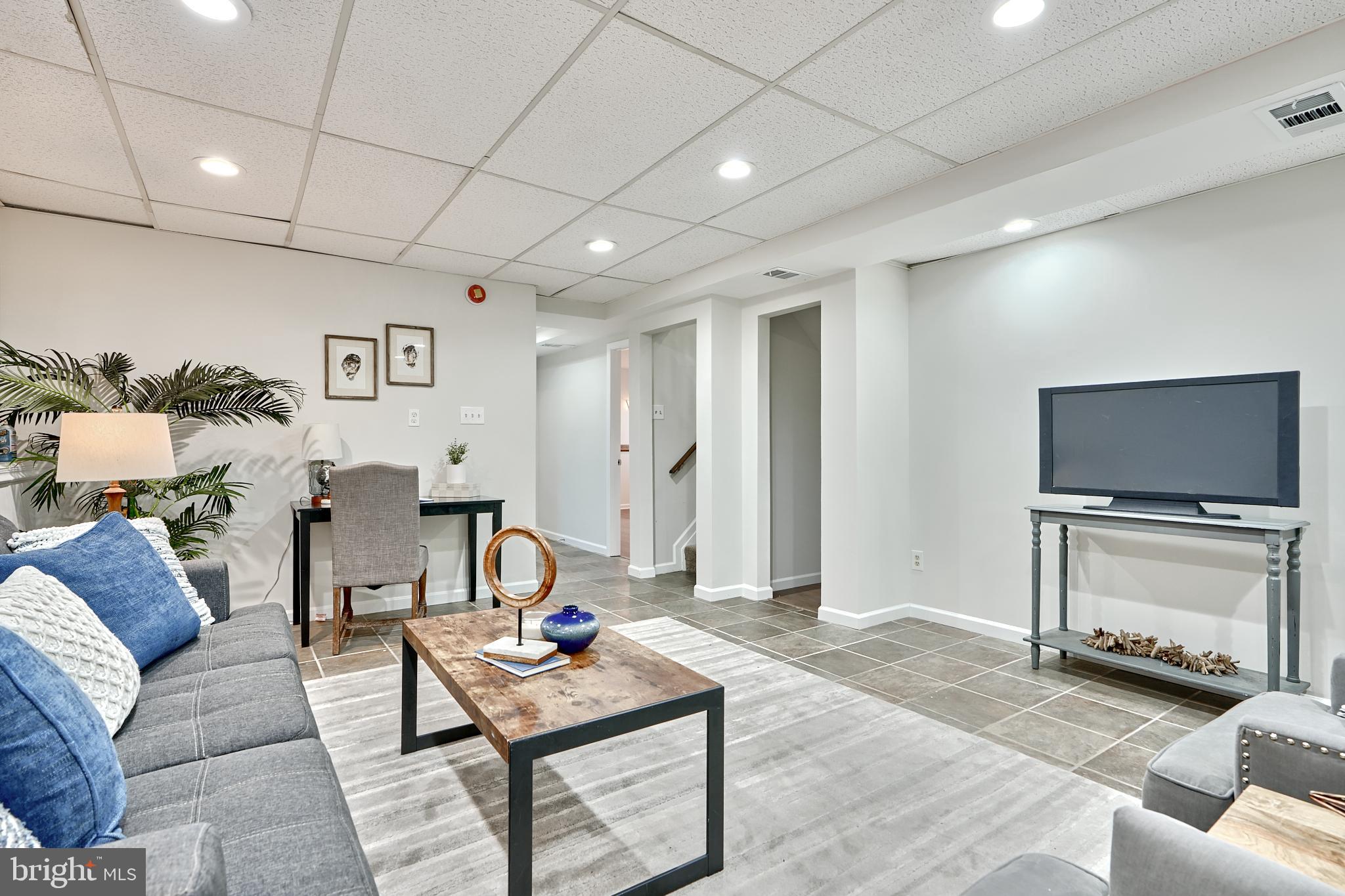 CUNNINGHILL COVE - Residential