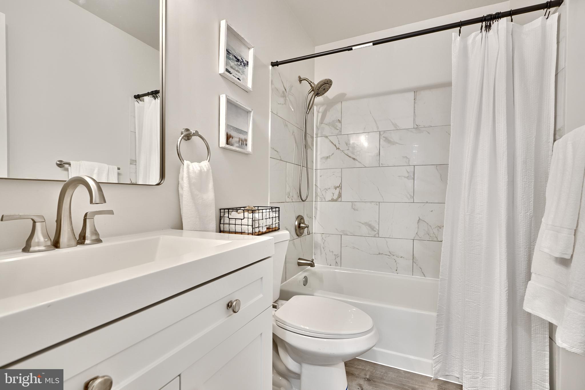 CUNNINGHILL COVE - Residential