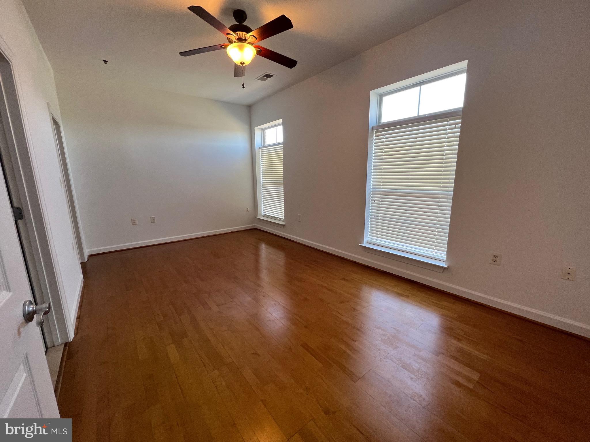 RIVER CLUB 1 AT BELMONT - Residential Lease