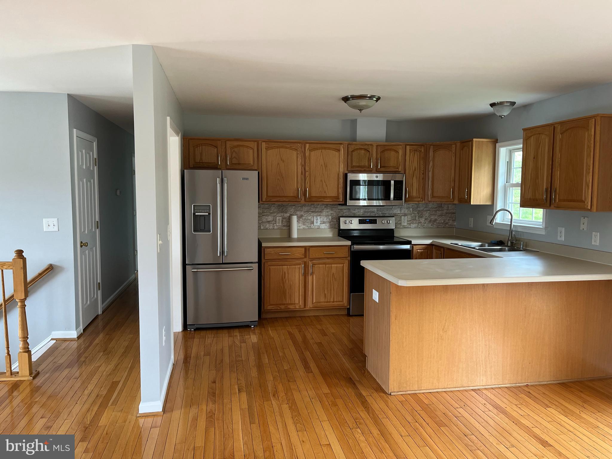 WESTVIEW RIDGE - Residential Lease