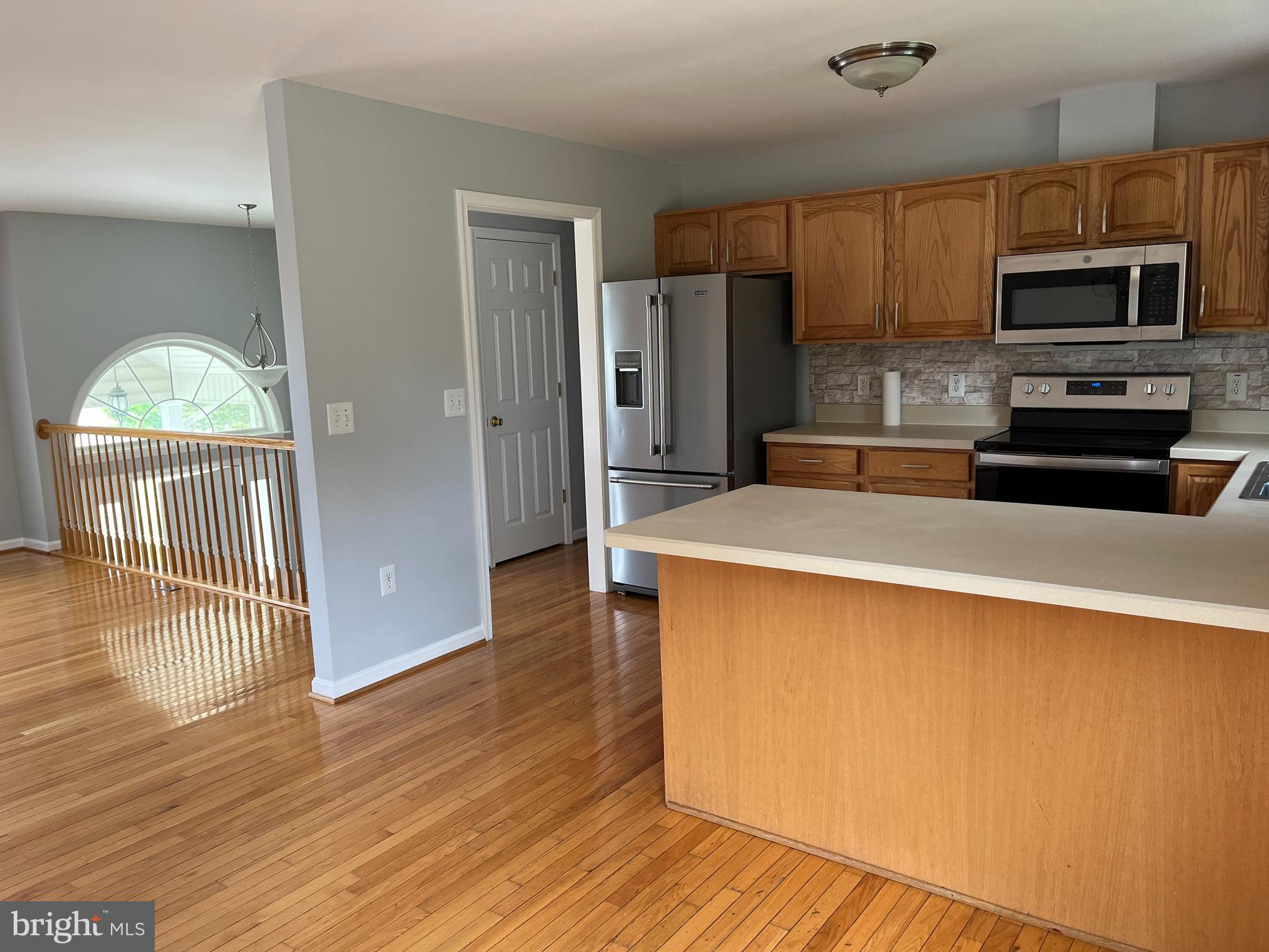 WESTVIEW RIDGE - Residential Lease