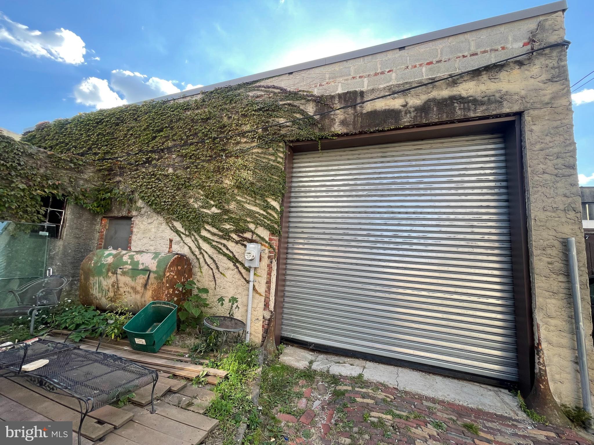 PORT RICHMOND - Residential