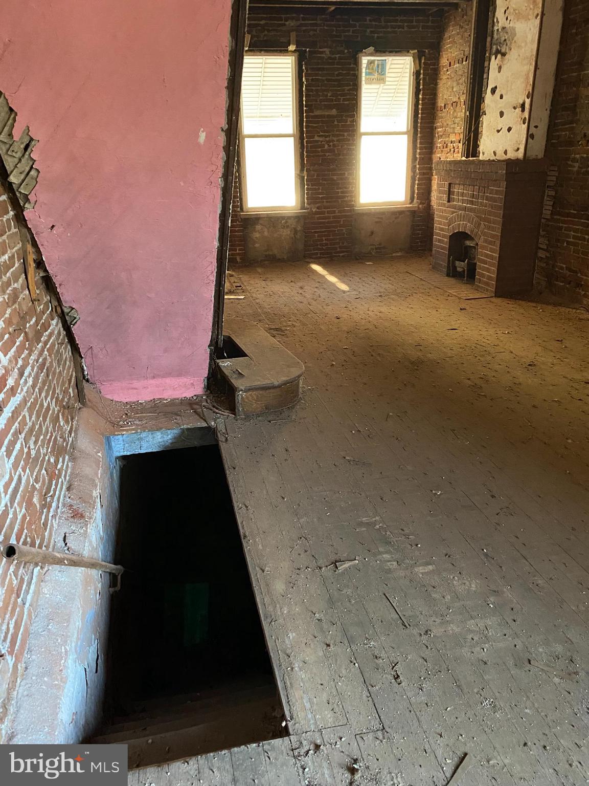 PORT RICHMOND - Residential