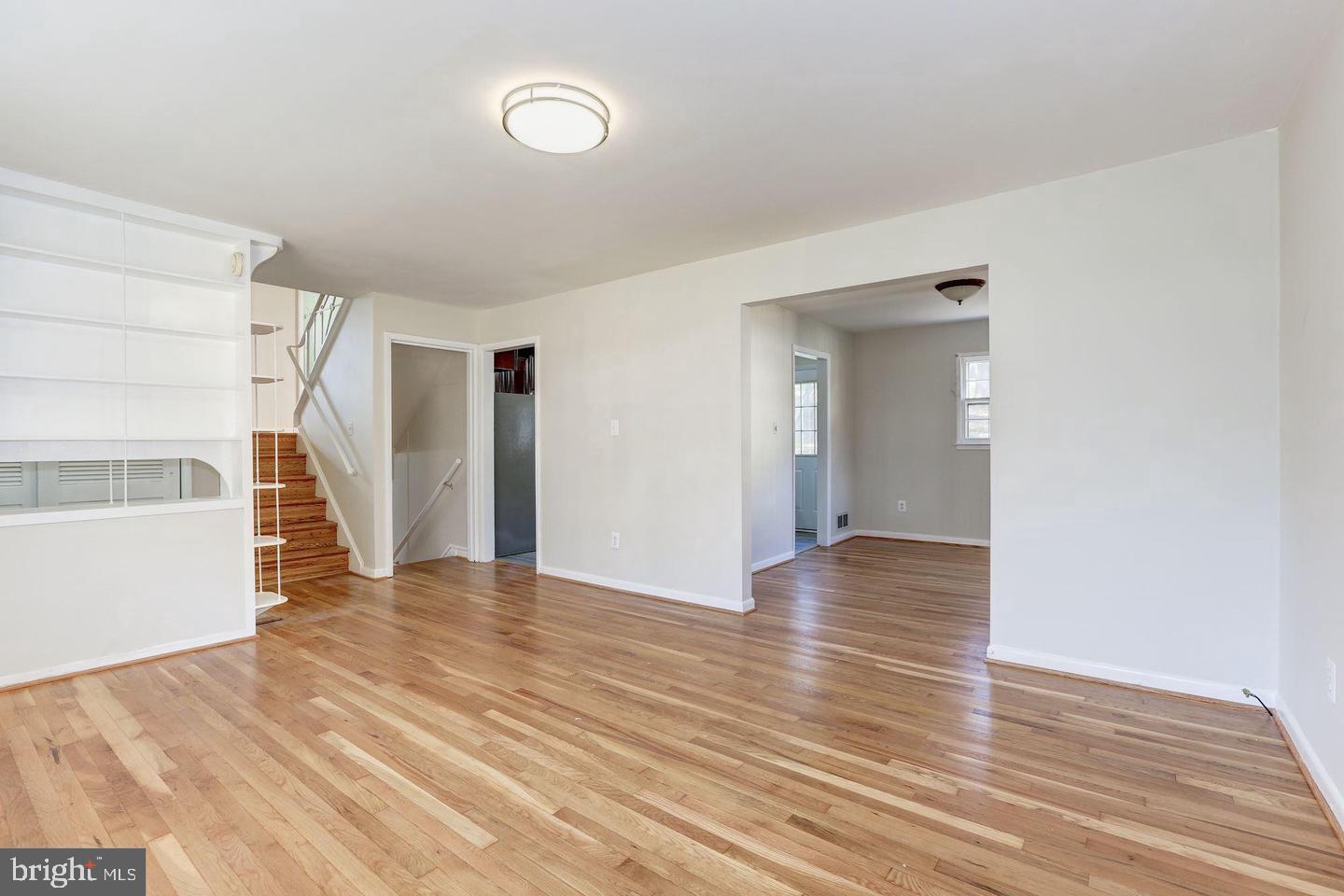 ASPEN HILL PARK - Residential Lease